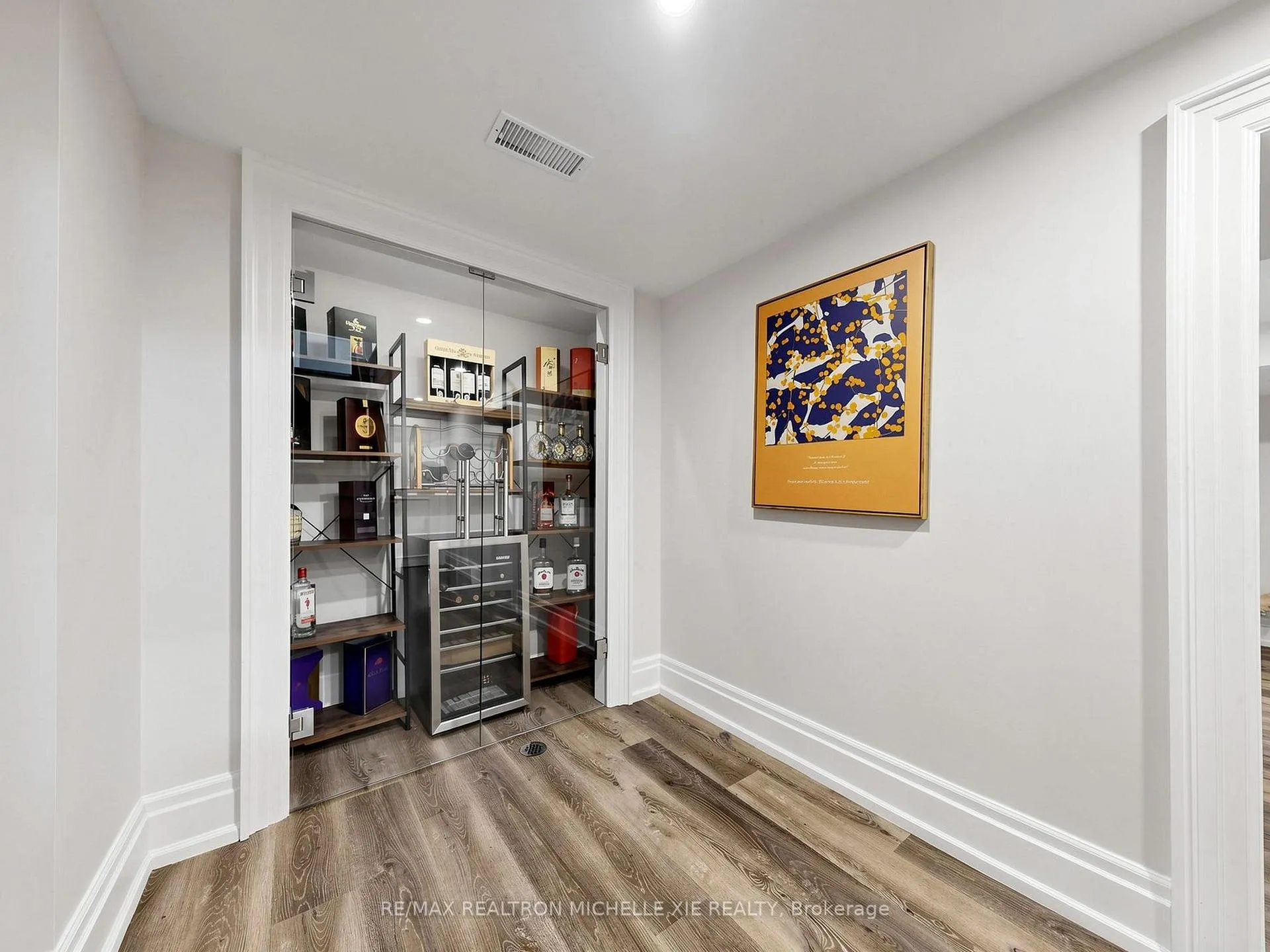Photo 43 of 15 Strathallan Boulevard, Toronto, Lawrence Park South — HOMEH