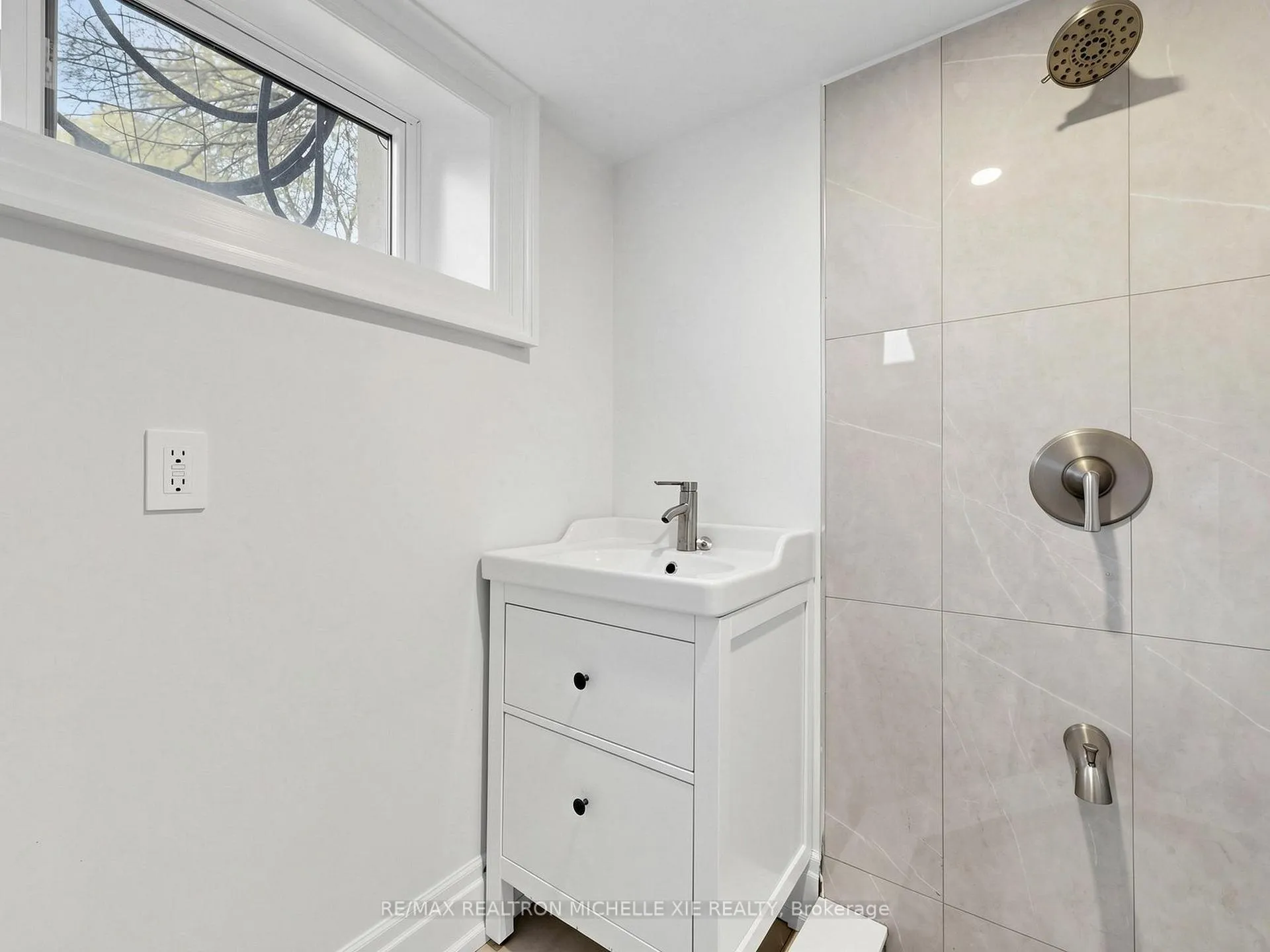 Photo 44 of 15 Strathallan Boulevard, Toronto, Lawrence Park South — HOMEH
