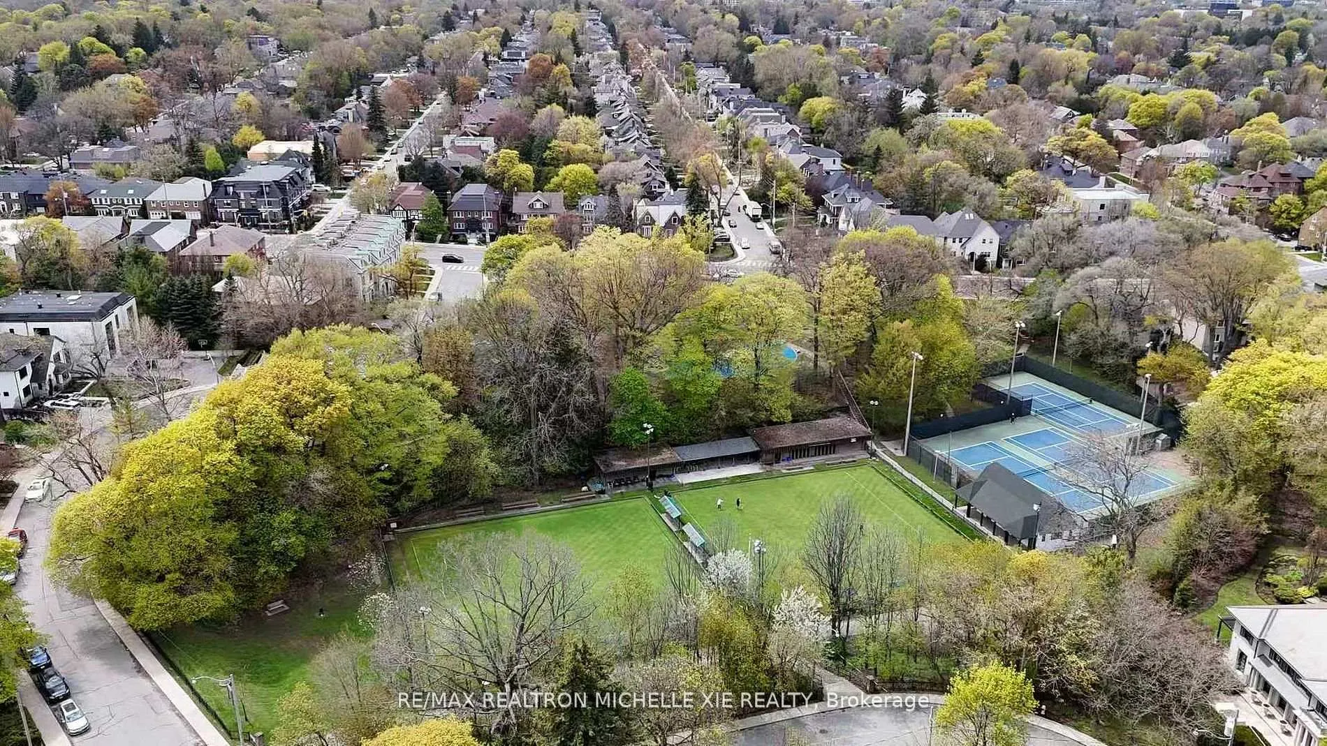 Photo 49 of 15 Strathallan Boulevard, Toronto, Lawrence Park South — HOMEH