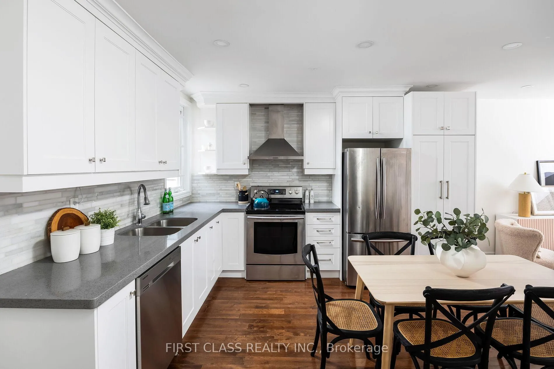 Photo 10 of 121 Galt Avenue, Toronto, South Riverdale — HOMEH