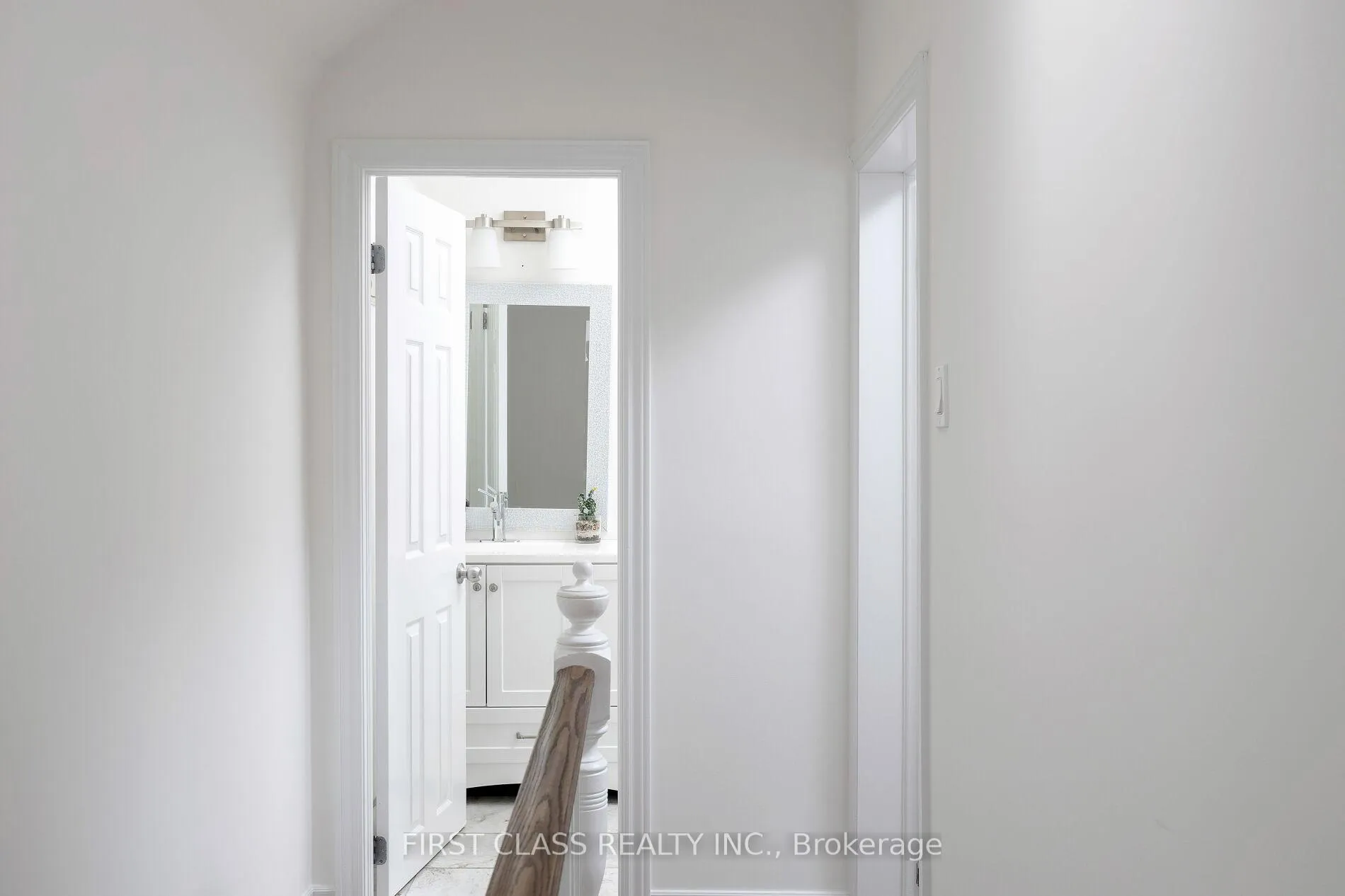 Photo 23 of 121 Galt Avenue, Toronto, South Riverdale — HOMEH