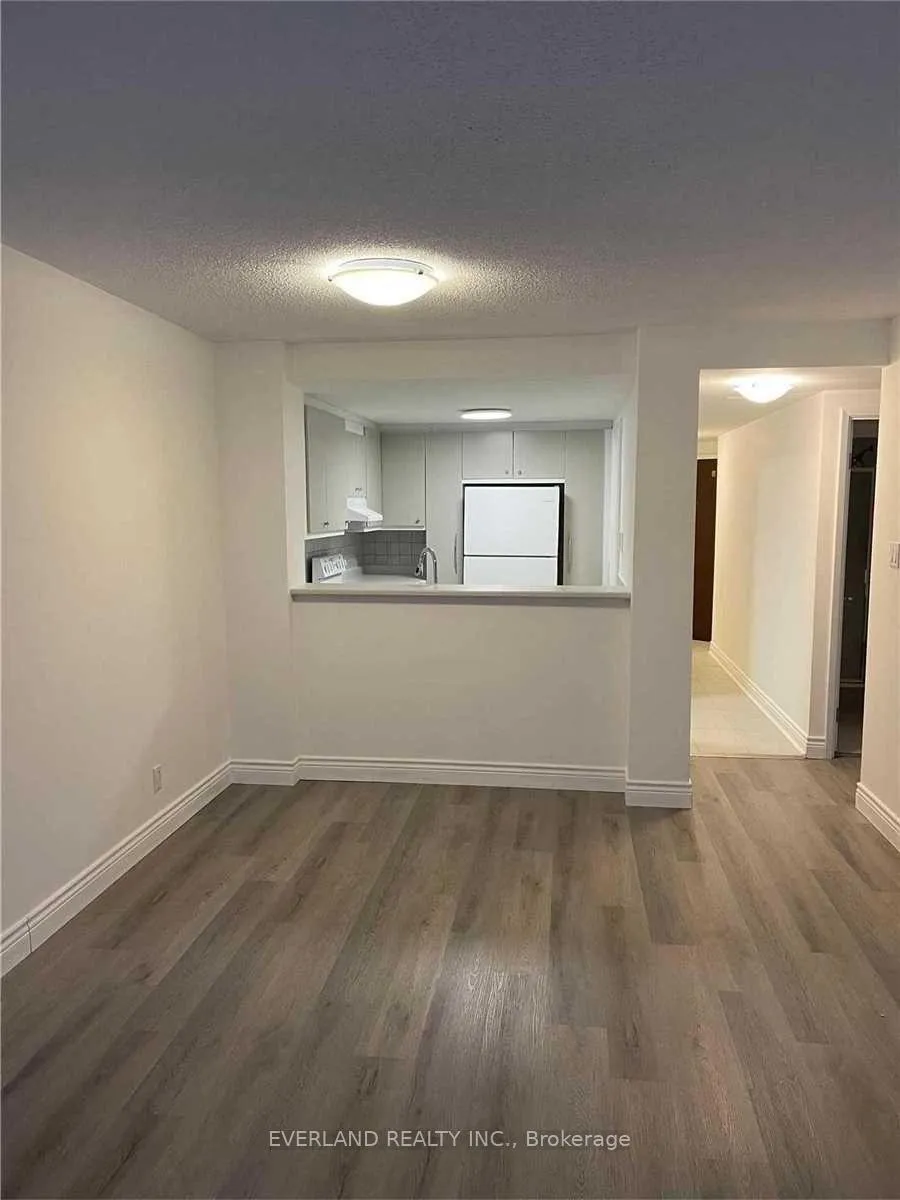 Photo 5 of Unit 1207, 717 Bay Street, Toronto, Bay Street Corridor — HOMEH