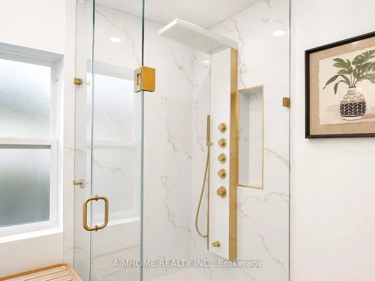 Photo 7 of 136 Presley Avenue W, Scarborough, Clairlea-Birchmount — HOMEH