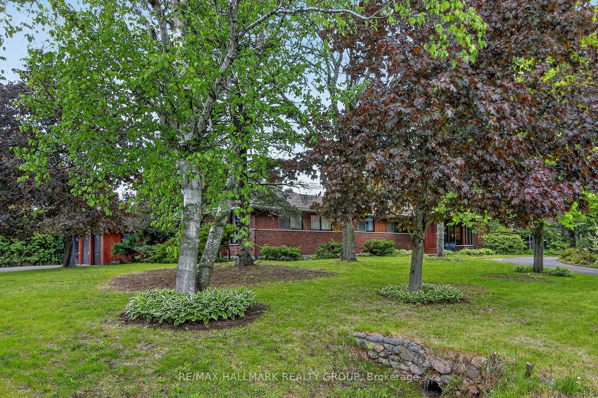 Photo 2 of 2 Birdstone Avenue, Ottawa, Stittsville (Central) — HOMEH