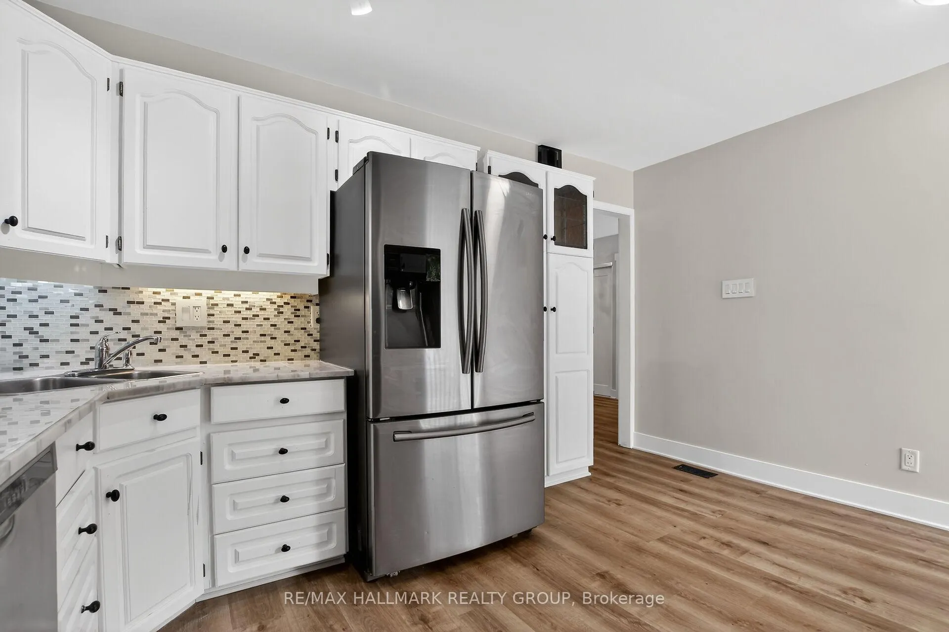 Photo 12 of 2 Birdstone Avenue, Ottawa, Stittsville (Central) — HOMEH