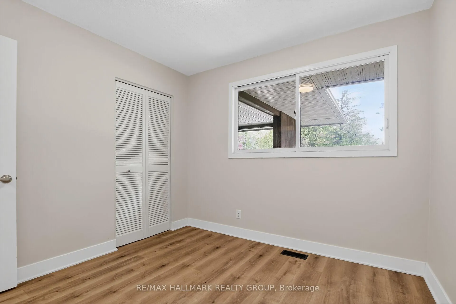 Photo 20 of 2 Birdstone Avenue, Ottawa, Stittsville (Central) — HOMEH