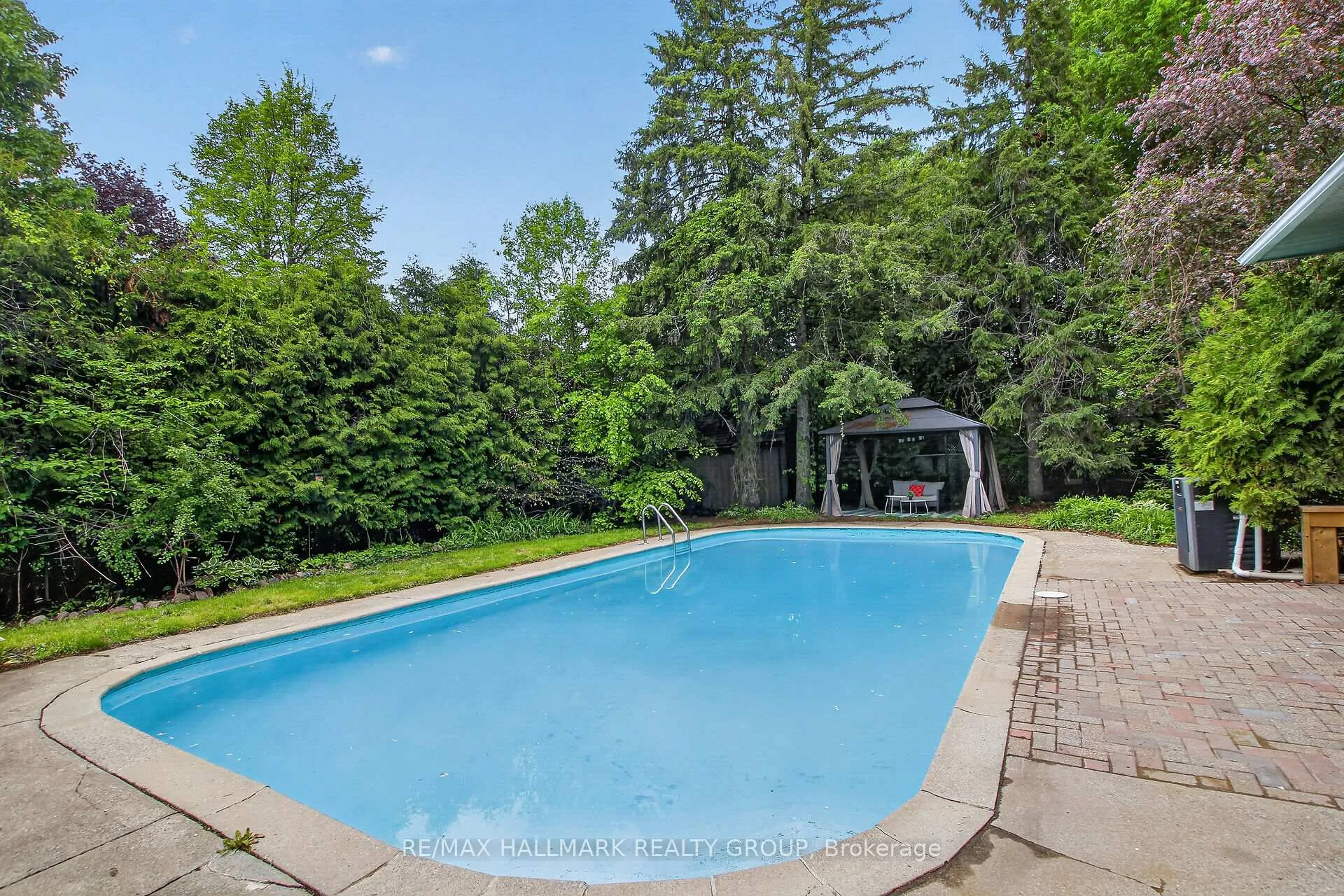 Photo 37 of 2 Birdstone Avenue, Ottawa, Stittsville (Central) — HOMEH
