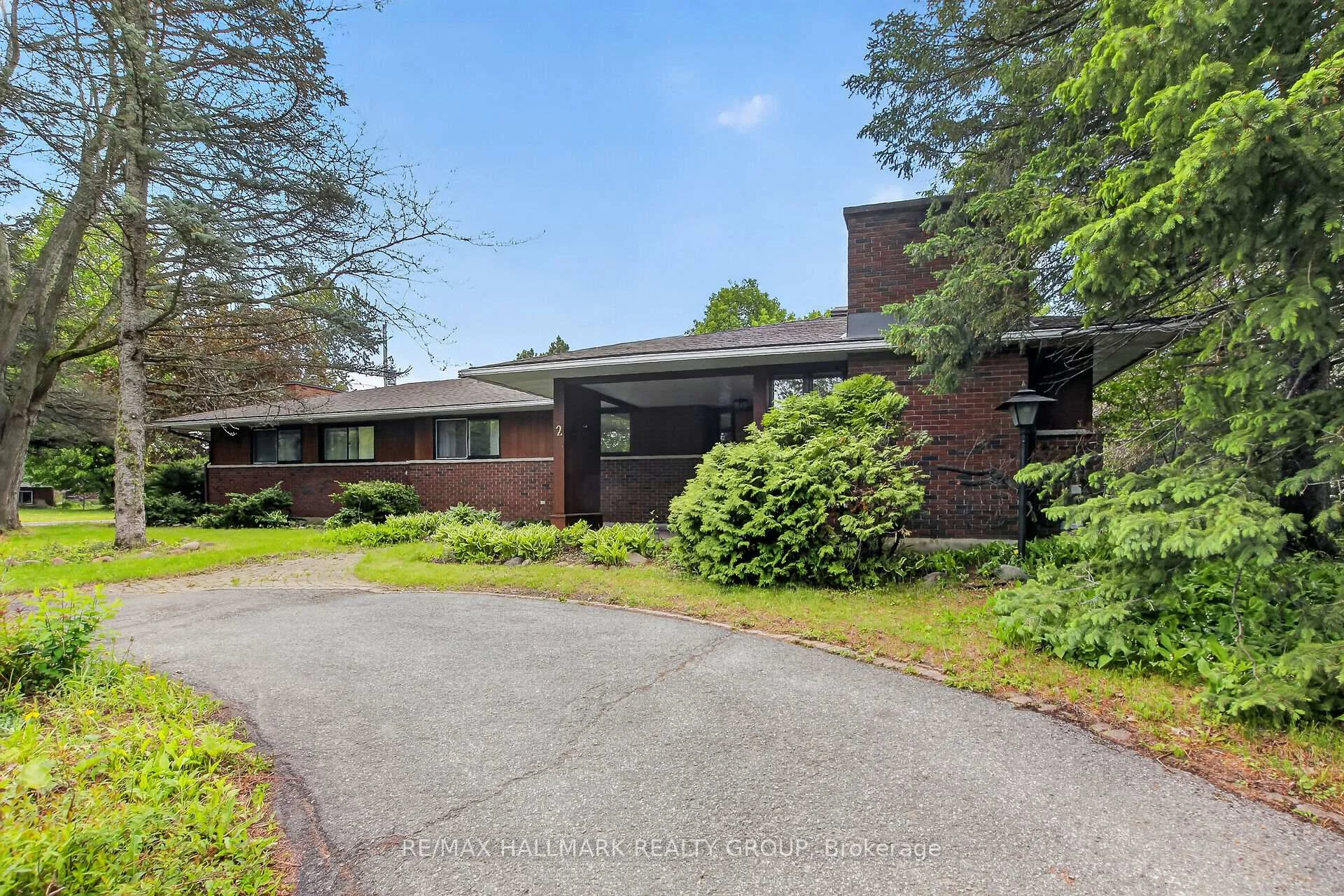 Photo 52 of 2 Birdstone Avenue, Ottawa, Stittsville (Central) — HOMEH