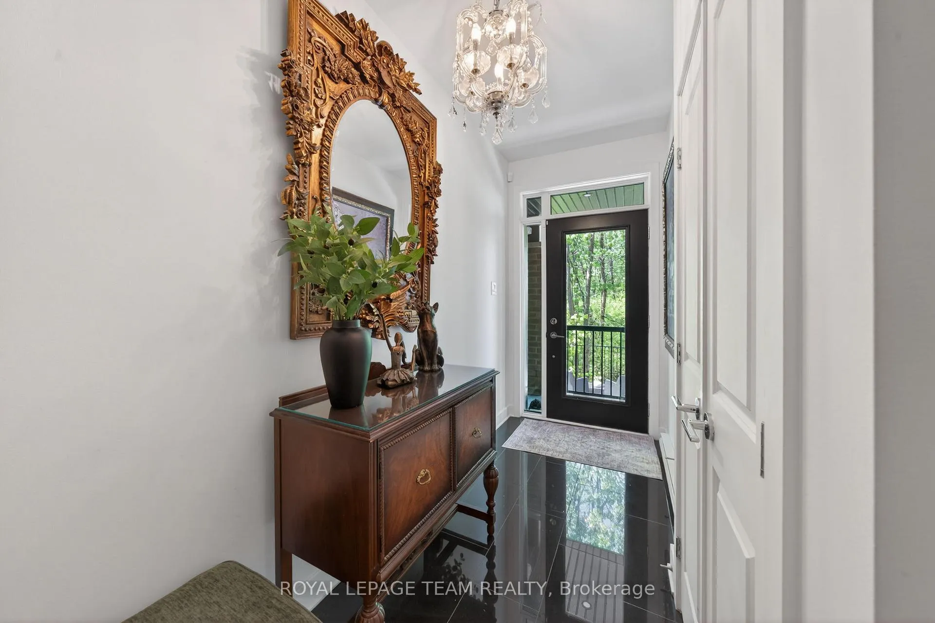 Photo 5 of Unit 30, 542 Crescendo Private, Ottawa, Riverside South/Gloucester Glen — HOMEH