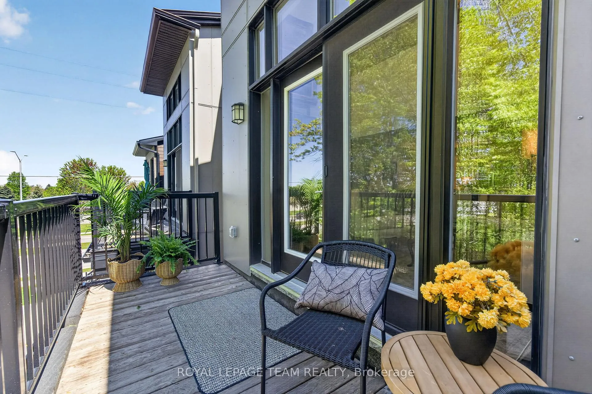 Photo 19 of Unit 30, 542 Crescendo Private, Ottawa, Riverside South/Gloucester Glen — HOMEH