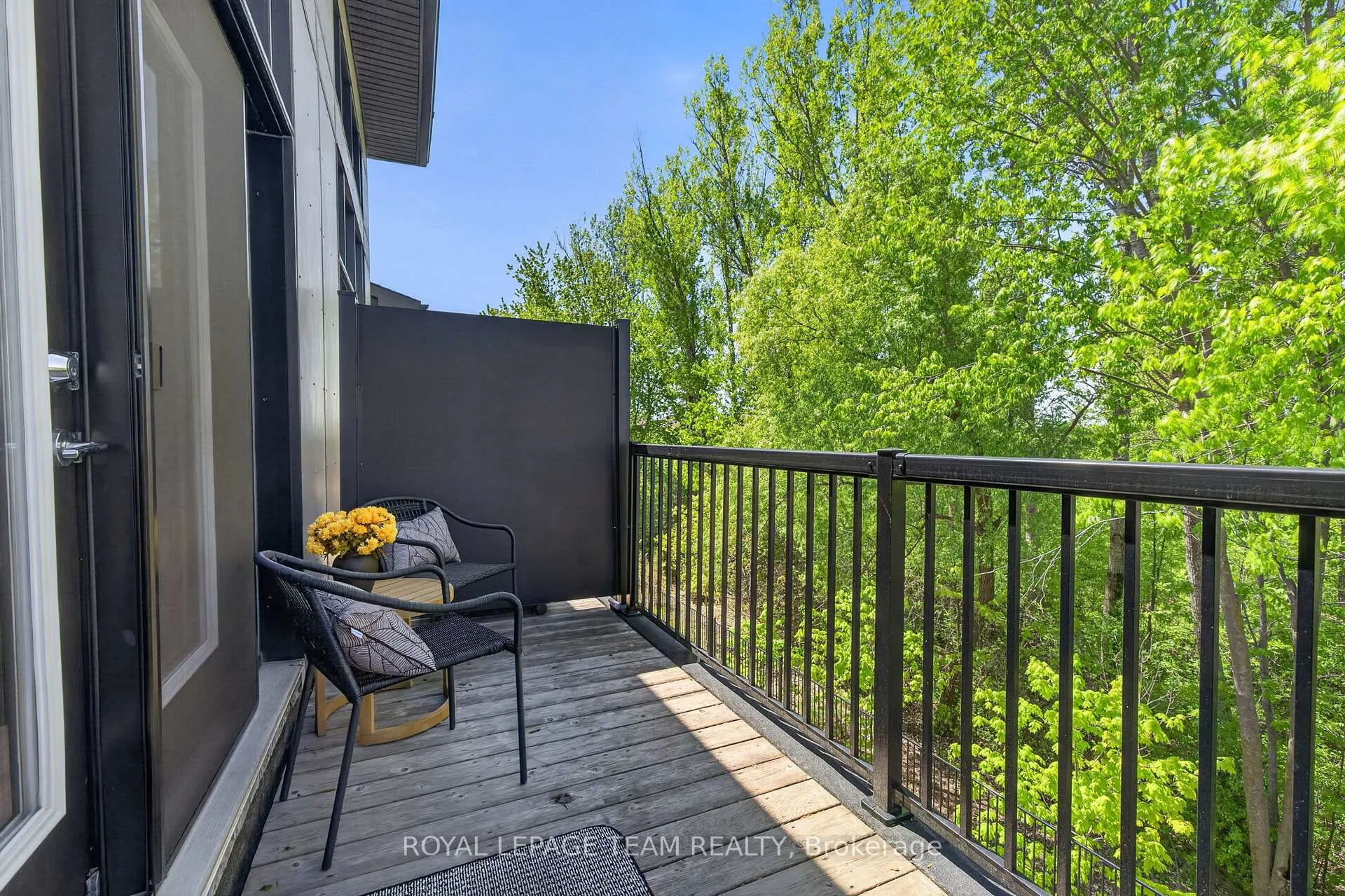 Photo 20 of Unit 30, 542 Crescendo Private, Ottawa, Riverside South/Gloucester Glen — HOMEH