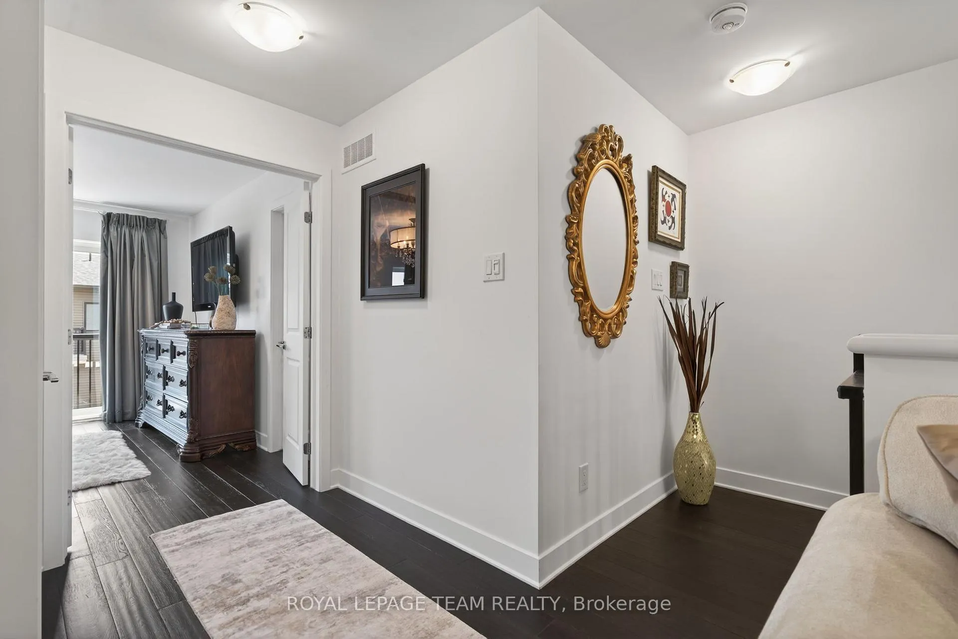 Photo 30 of Unit 30, 542 Crescendo Private, Ottawa, Riverside South/Gloucester Glen — HOMEH