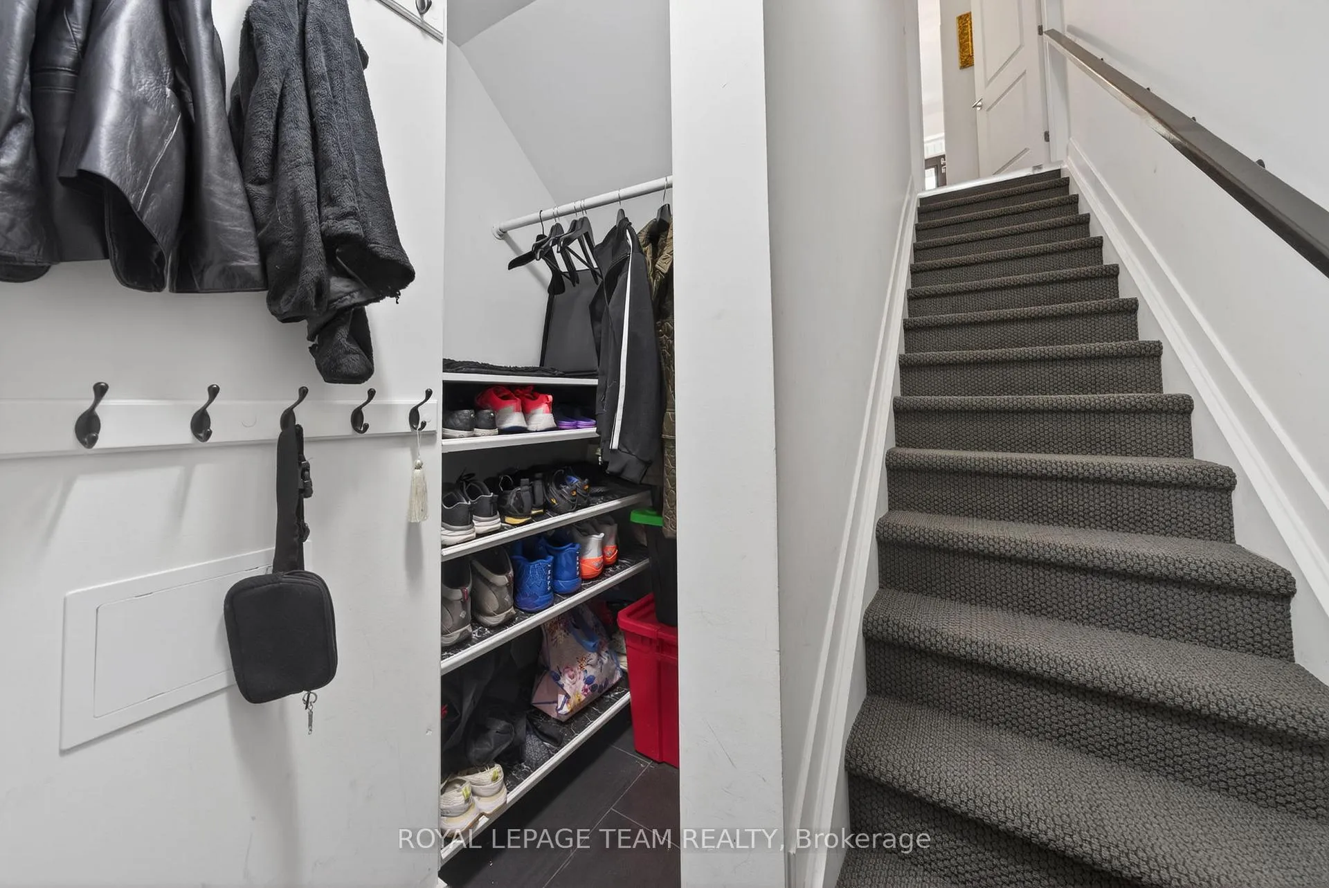 Photo 39 of Unit 30, 542 Crescendo Private, Ottawa, Riverside South/Gloucester Glen — HOMEH