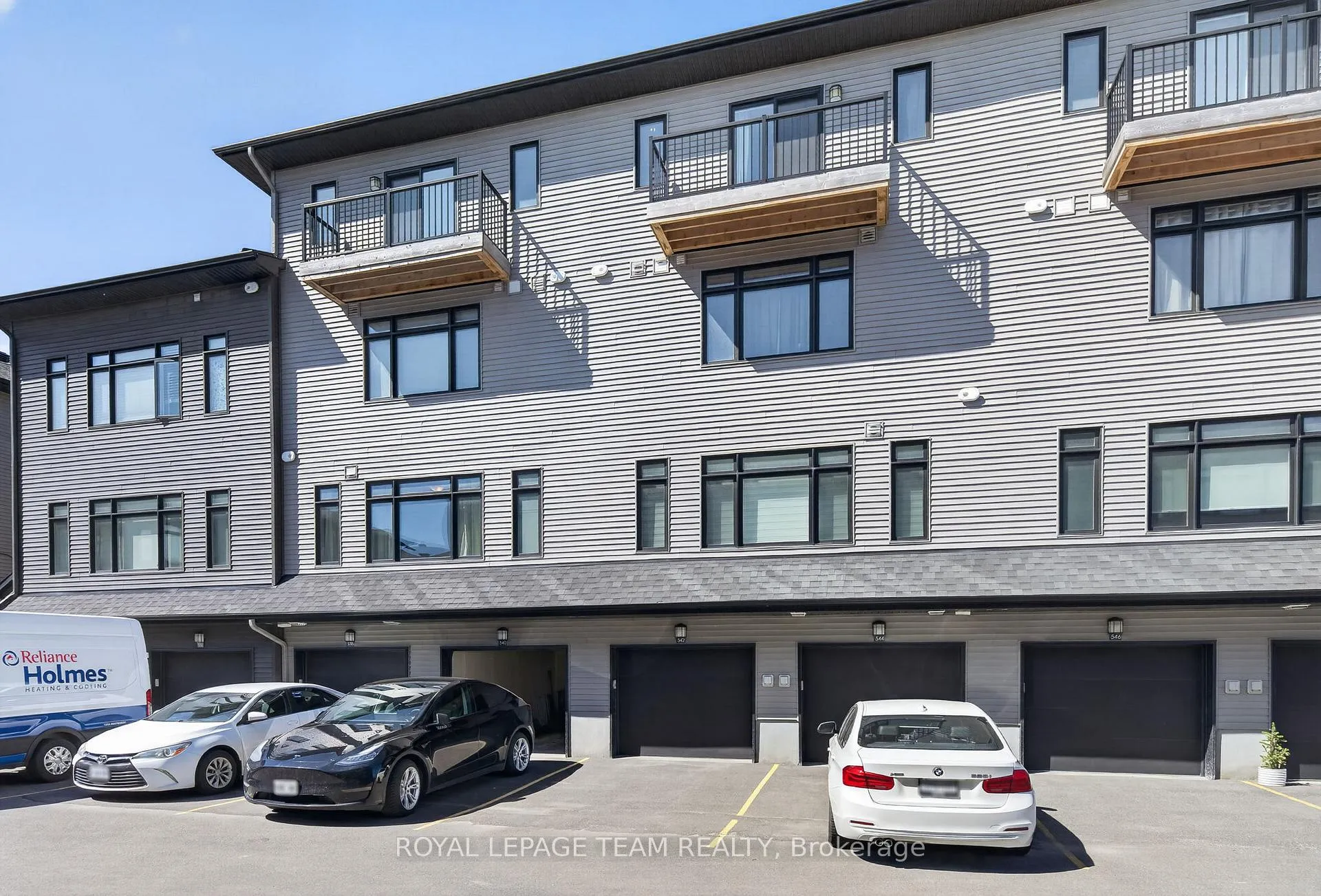 Photo 42 of Unit 30, 542 Crescendo Private, Ottawa, Riverside South/Gloucester Glen — HOMEH