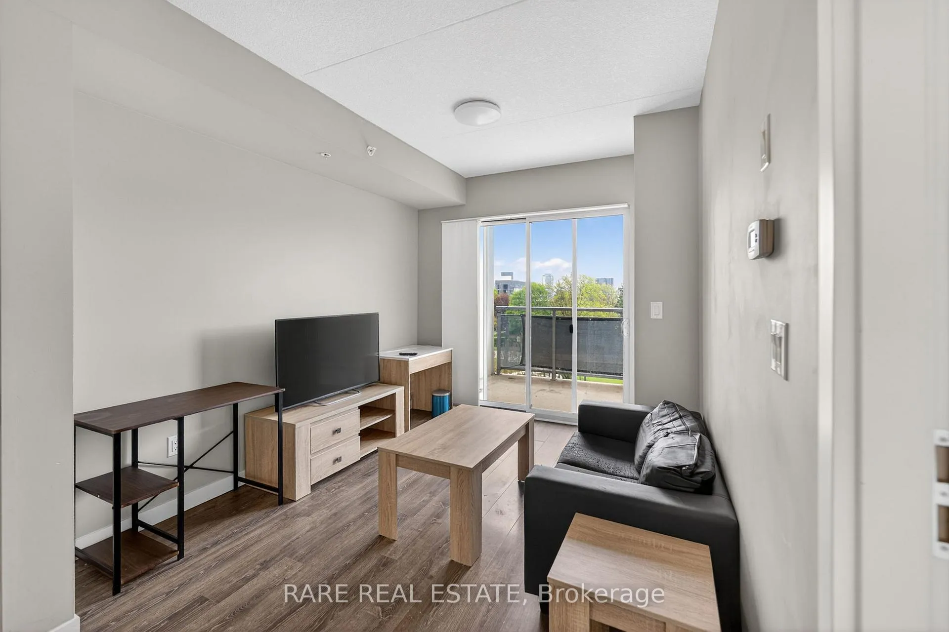 Photo 5 of 280 Lester Street, Waterloo, Beechwood/University — HOMEH