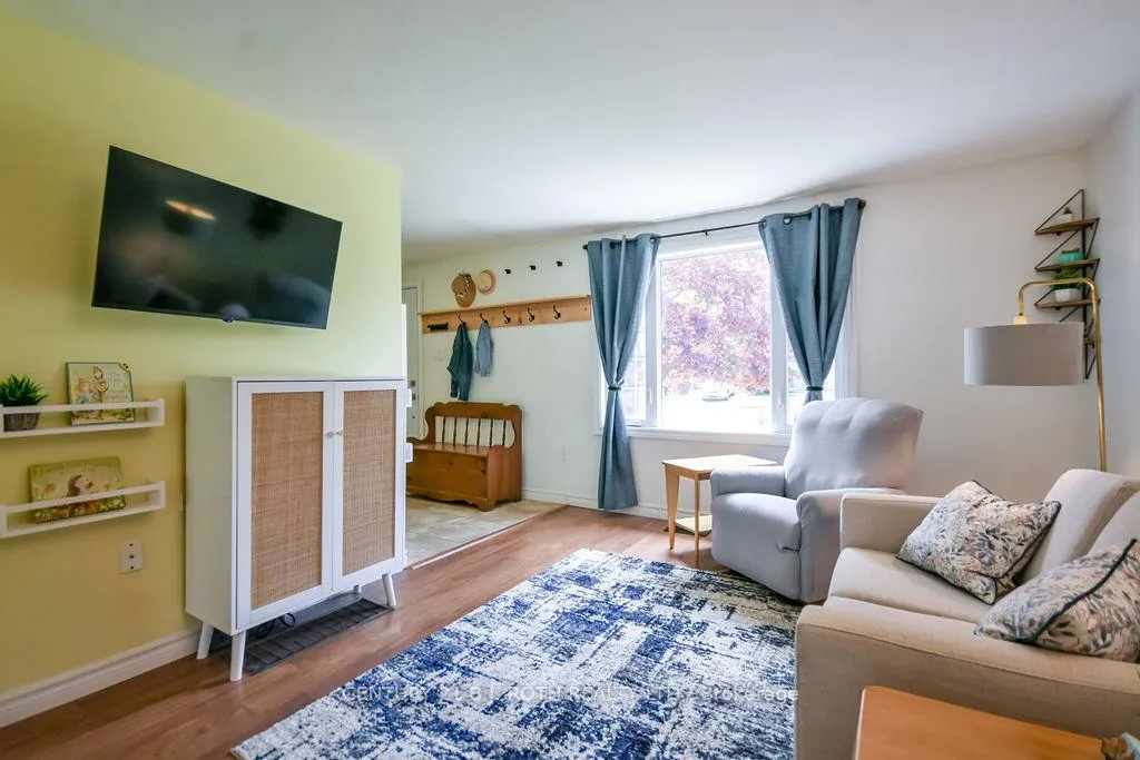 Photo 6 of 863 Birchwood Drive, Midland — HOMEH