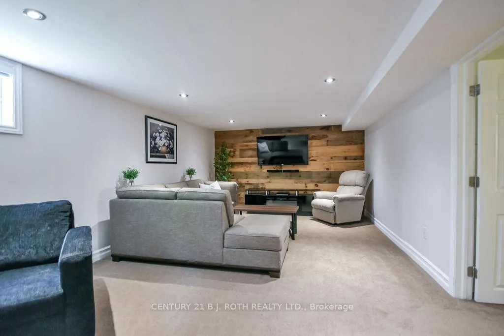 Photo 24 of 863 Birchwood Drive, Midland — HOMEH