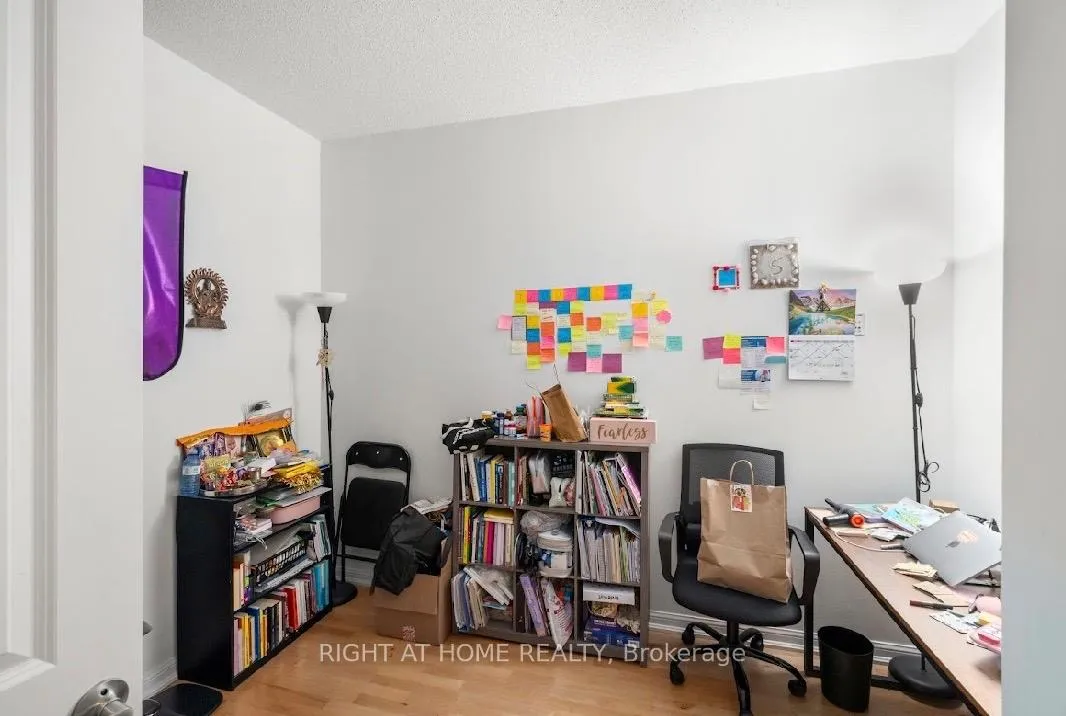Photo 5 of 628 Fleet Street, Toronto, Niagara — HOMEH