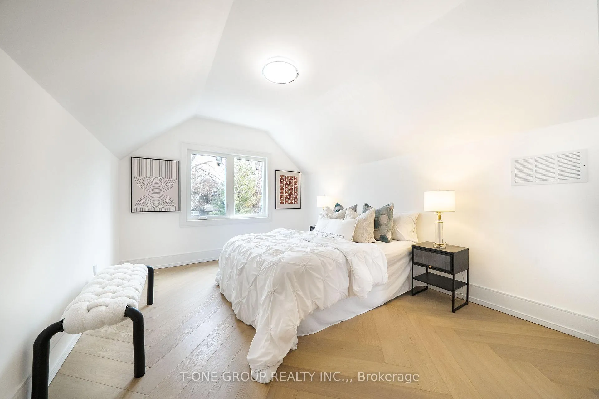Photo 34 of 177 Glendale Avenue, Toronto, High Park-Swansea — HOMEH