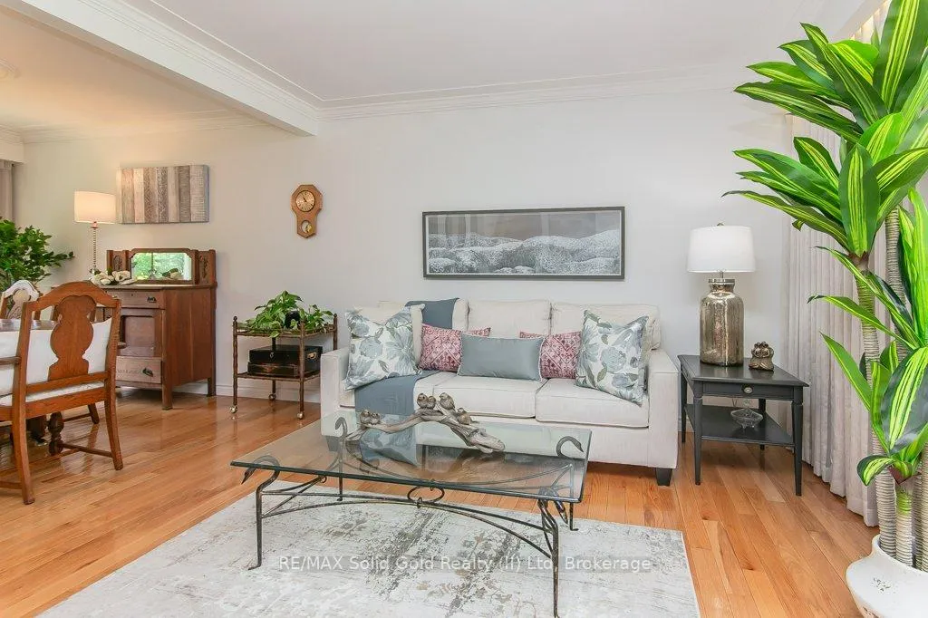 Photo 6 of 78 Inwood Crescent, Kitchener — HOMEH