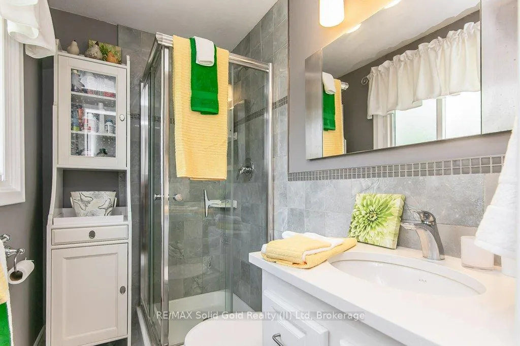 Photo 16 of 78 Inwood Crescent, Kitchener — HOMEH