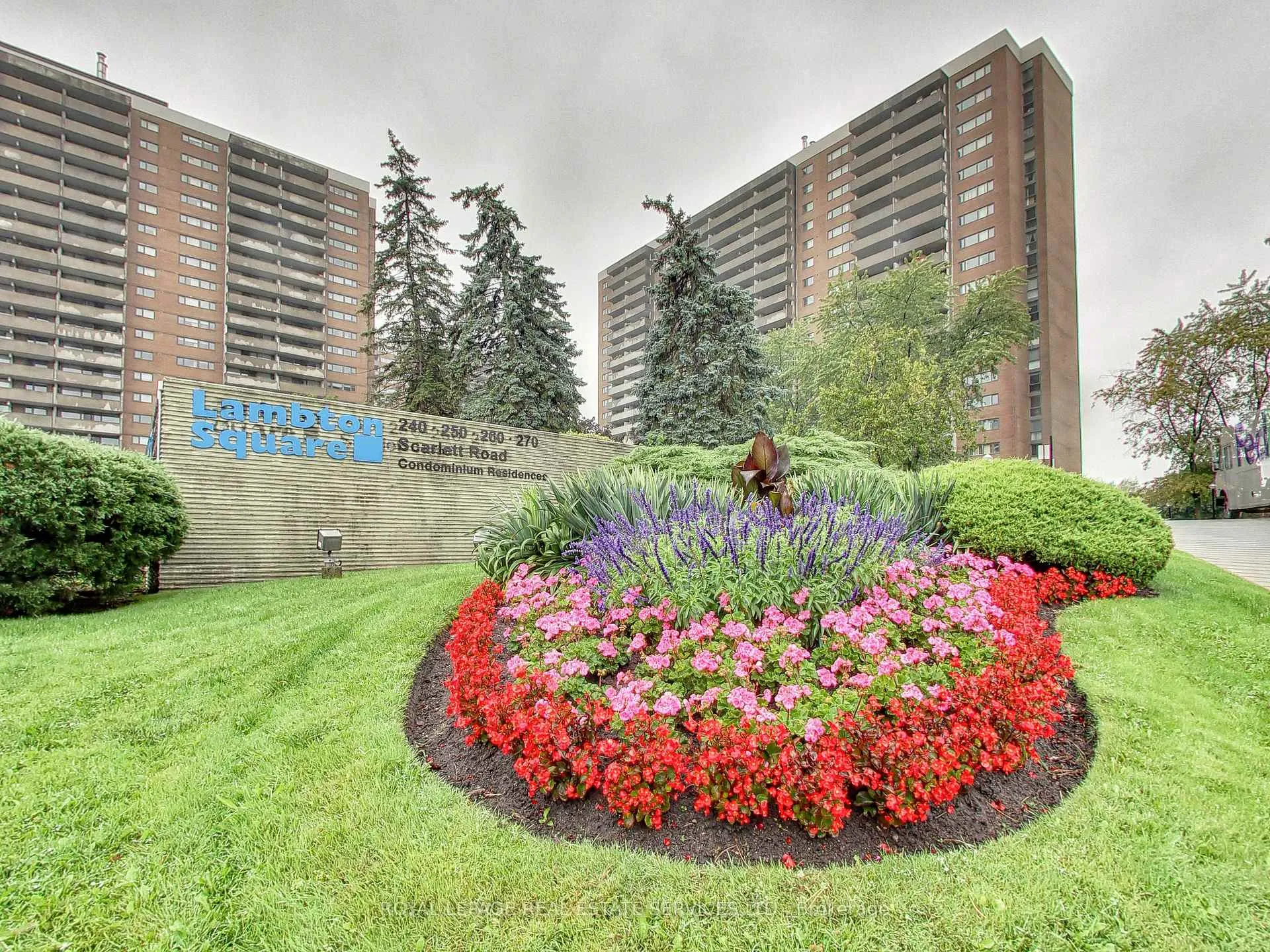 Photo of Unit 1302, 240 Scarlett Road