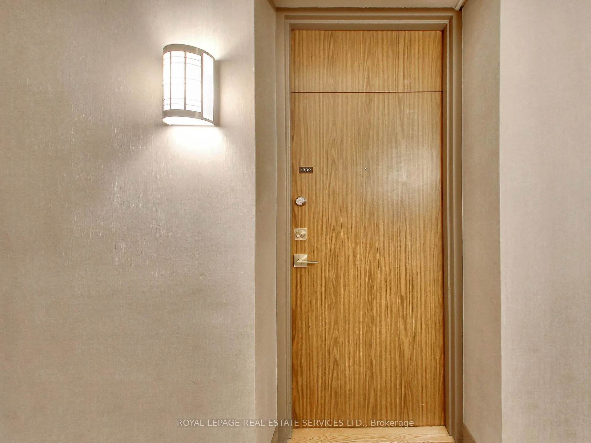Photo 3 of Unit 1302, 240 Scarlett Road, Toronto, Rockcliffe-Smythe — HOMEH