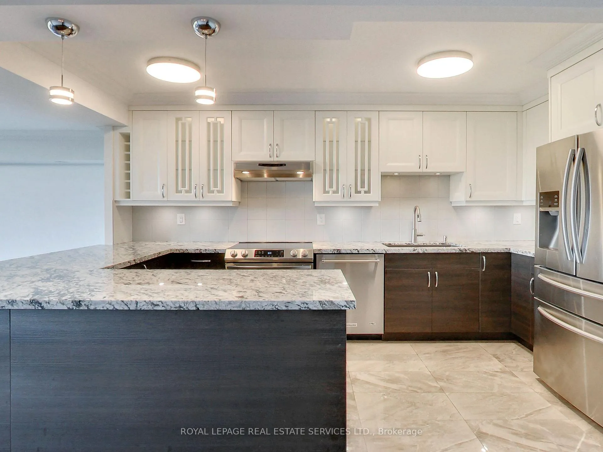 Photo 4 of Unit 1302, 240 Scarlett Road, Toronto, Rockcliffe-Smythe — HOMEH