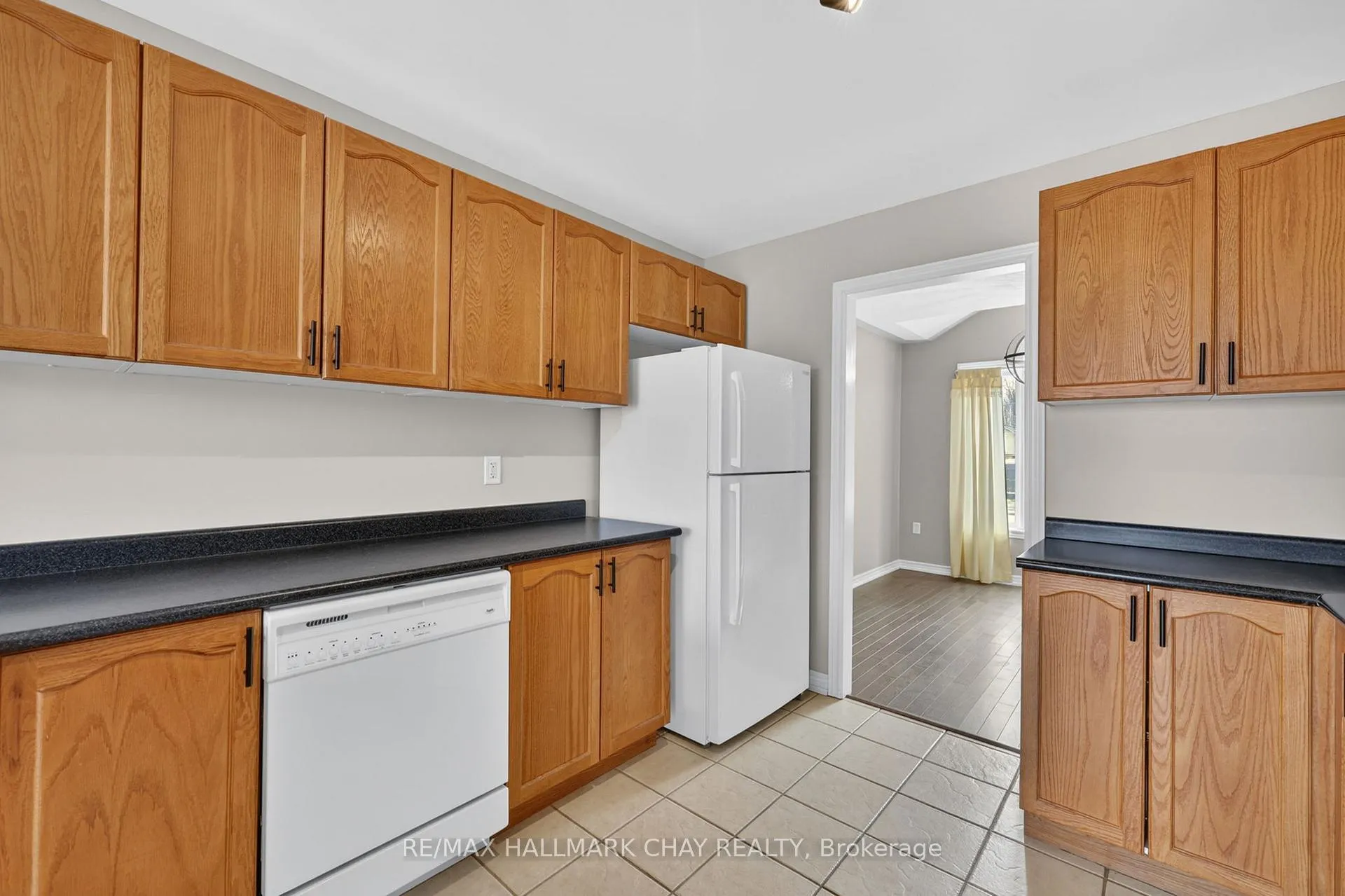 Photo 10 of 3198 Bass Lake Side Road E, Orillia — HOMEH