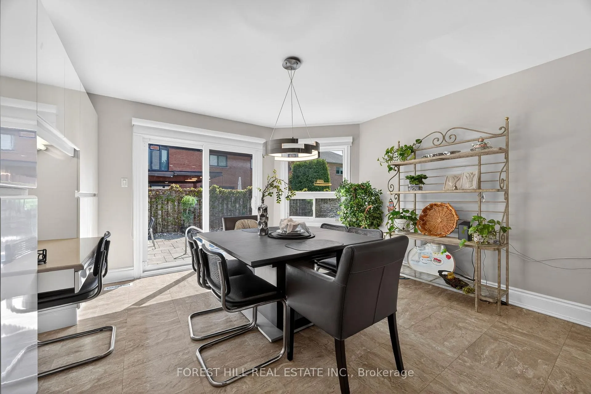 Photo 17 of 15 Palmerston Drive, Vaughan, Beverley Glen — HOMEH