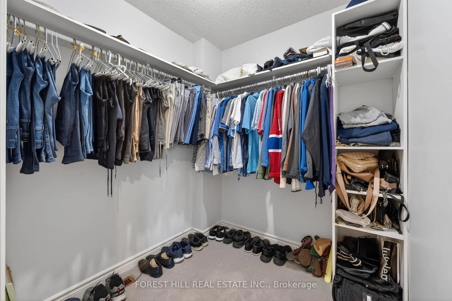 Photo 25 of 15 Palmerston Drive, Vaughan, Beverley Glen — HOMEH