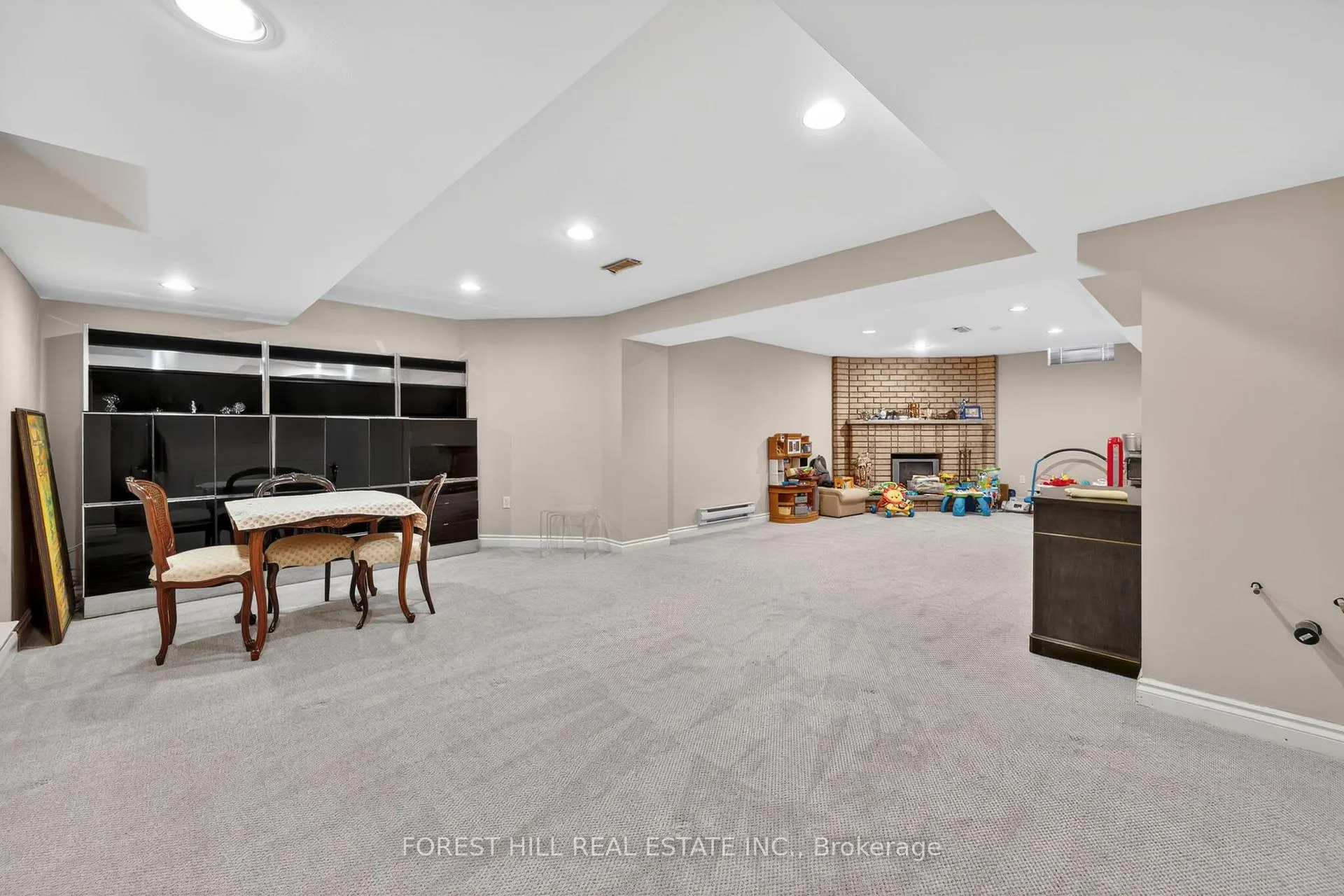 Photo 41 of 15 Palmerston Drive, Vaughan, Beverley Glen — HOMEH