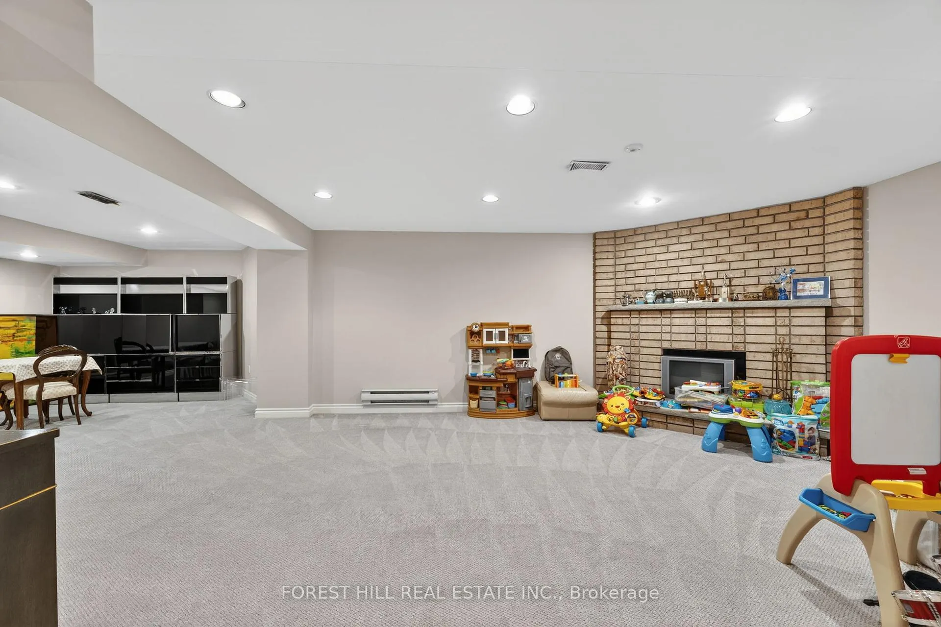 Photo 42 of 15 Palmerston Drive, Vaughan, Beverley Glen — HOMEH