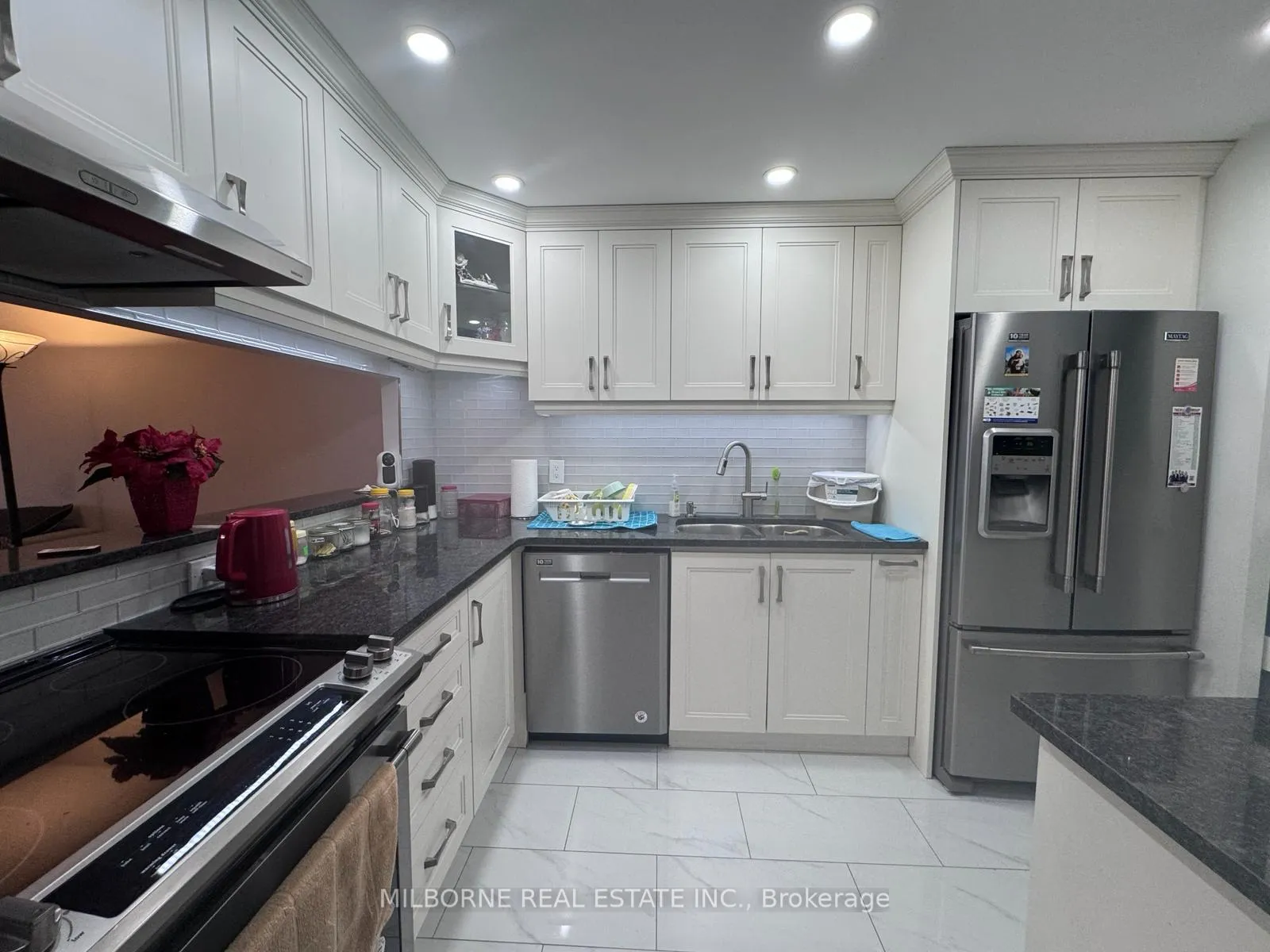 Photo 5 of Unit 507, 1890 Valley Farm Road, Pickering, Town Centre — HOMEH
