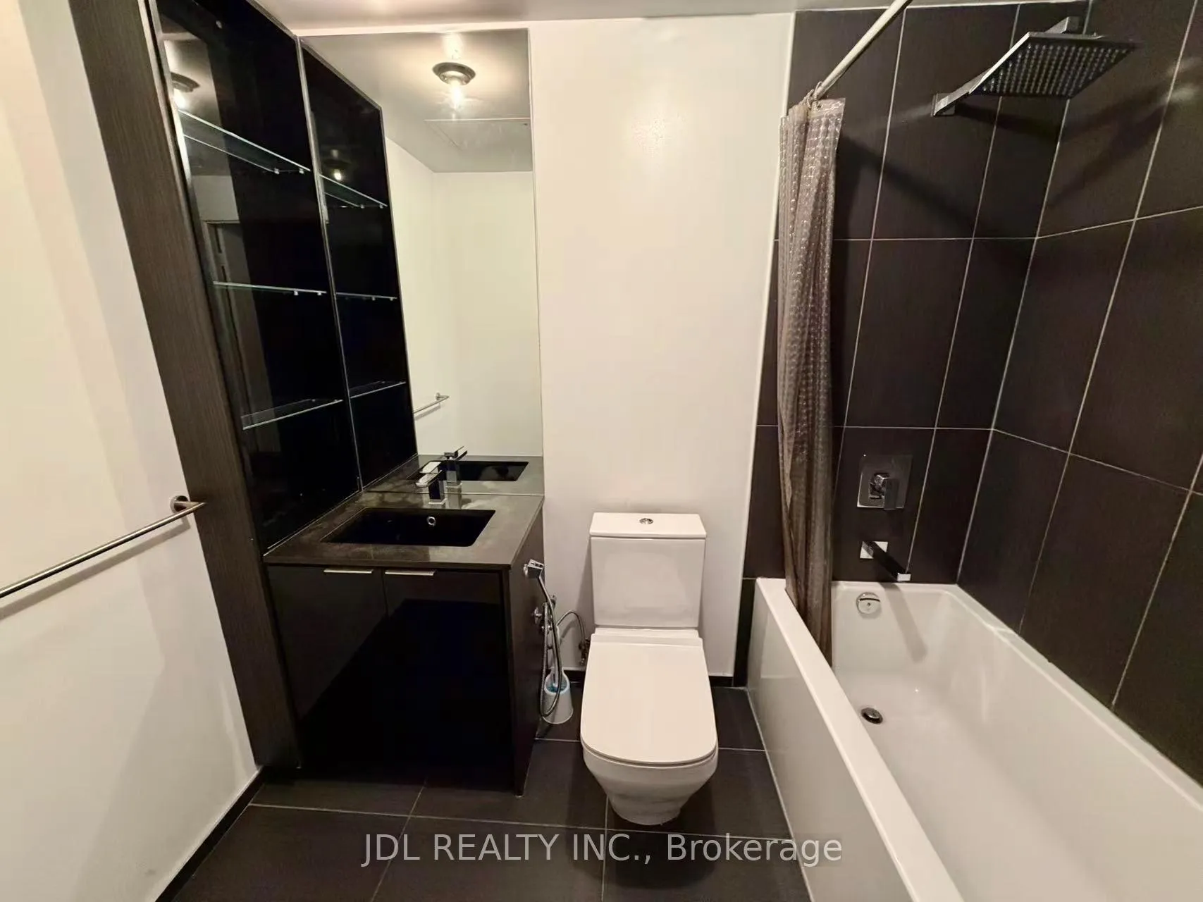 Photo 6 of Unit 1514, 70 Temperance Street, Toronto, Bay Street Corridor — HOMEH
