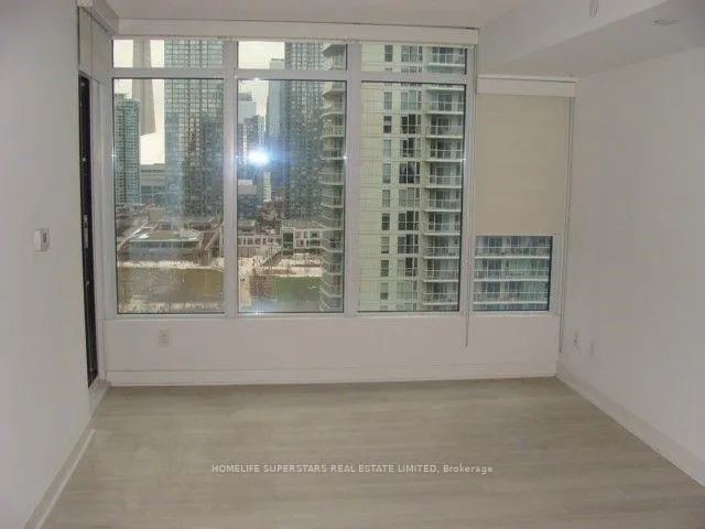 Photo 4 of Unit 1911, 70 Queens Wharf Road, Toronto, Waterfront Communities — HOMEH