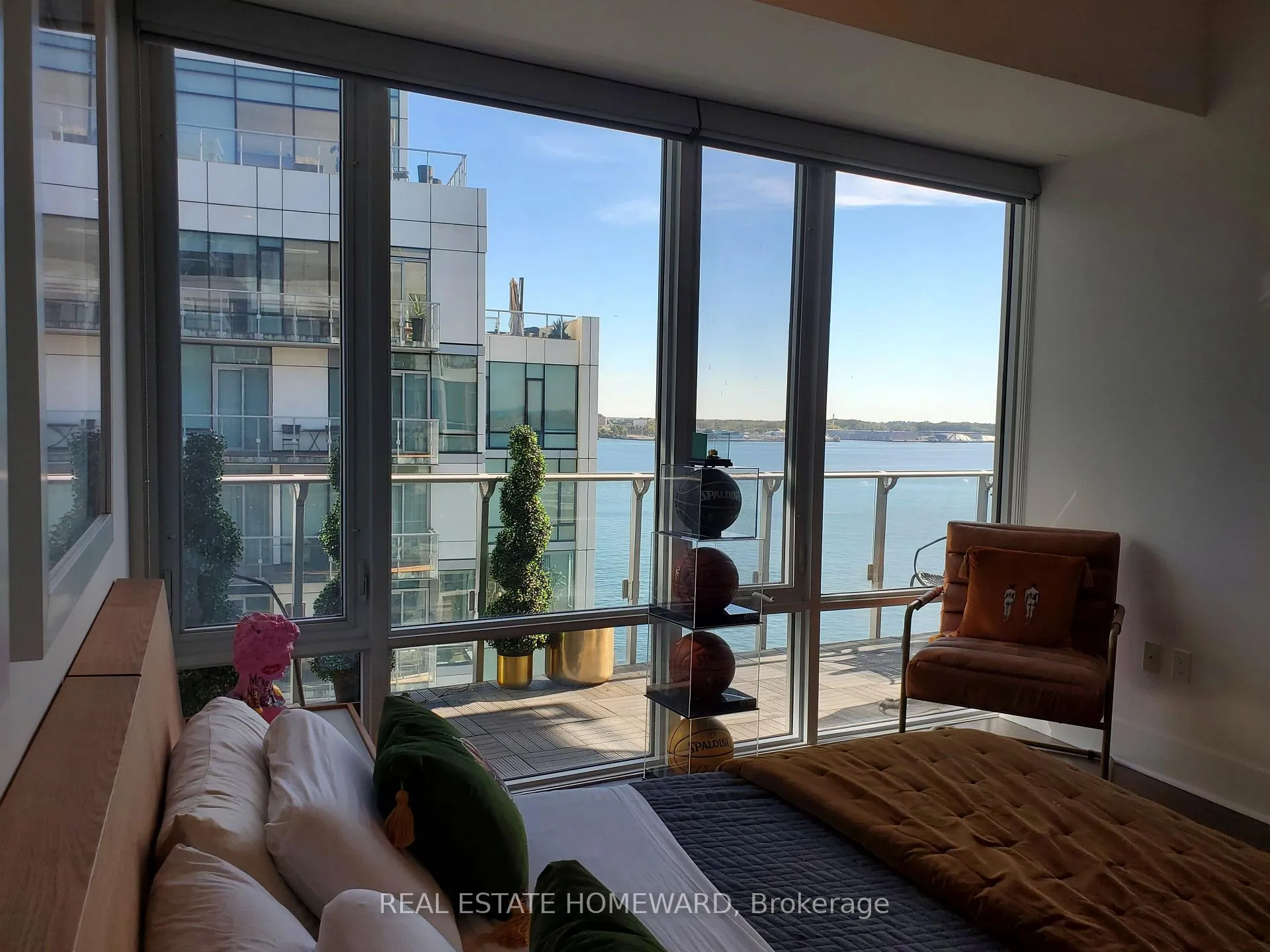 Photo 21 of Unit 1015, 29 Queens Quay E, Toronto, Waterfront Communities — HOMEH