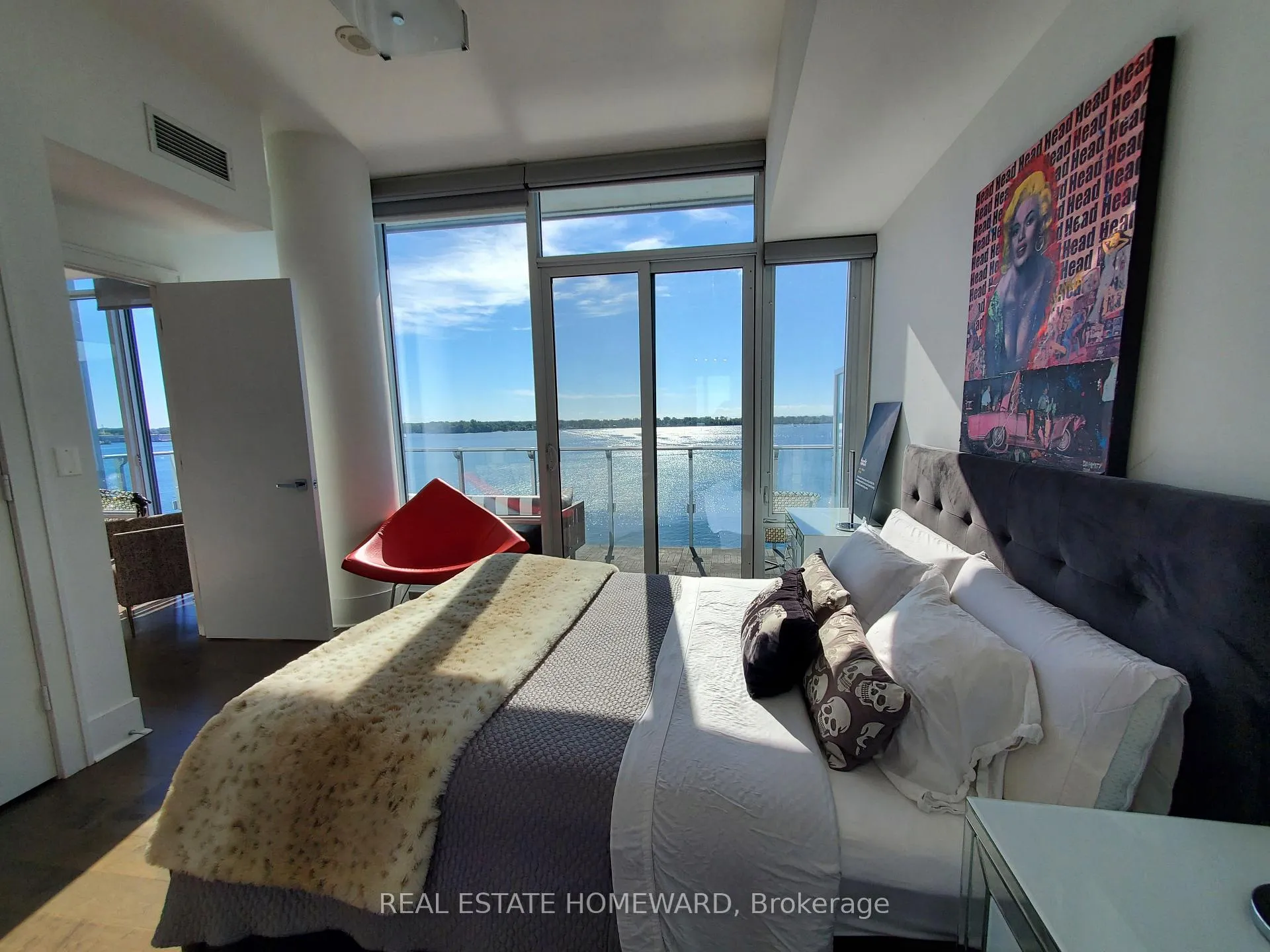 Photo 26 of Unit 1015, 29 Queens Quay E, Toronto, Waterfront Communities — HOMEH
