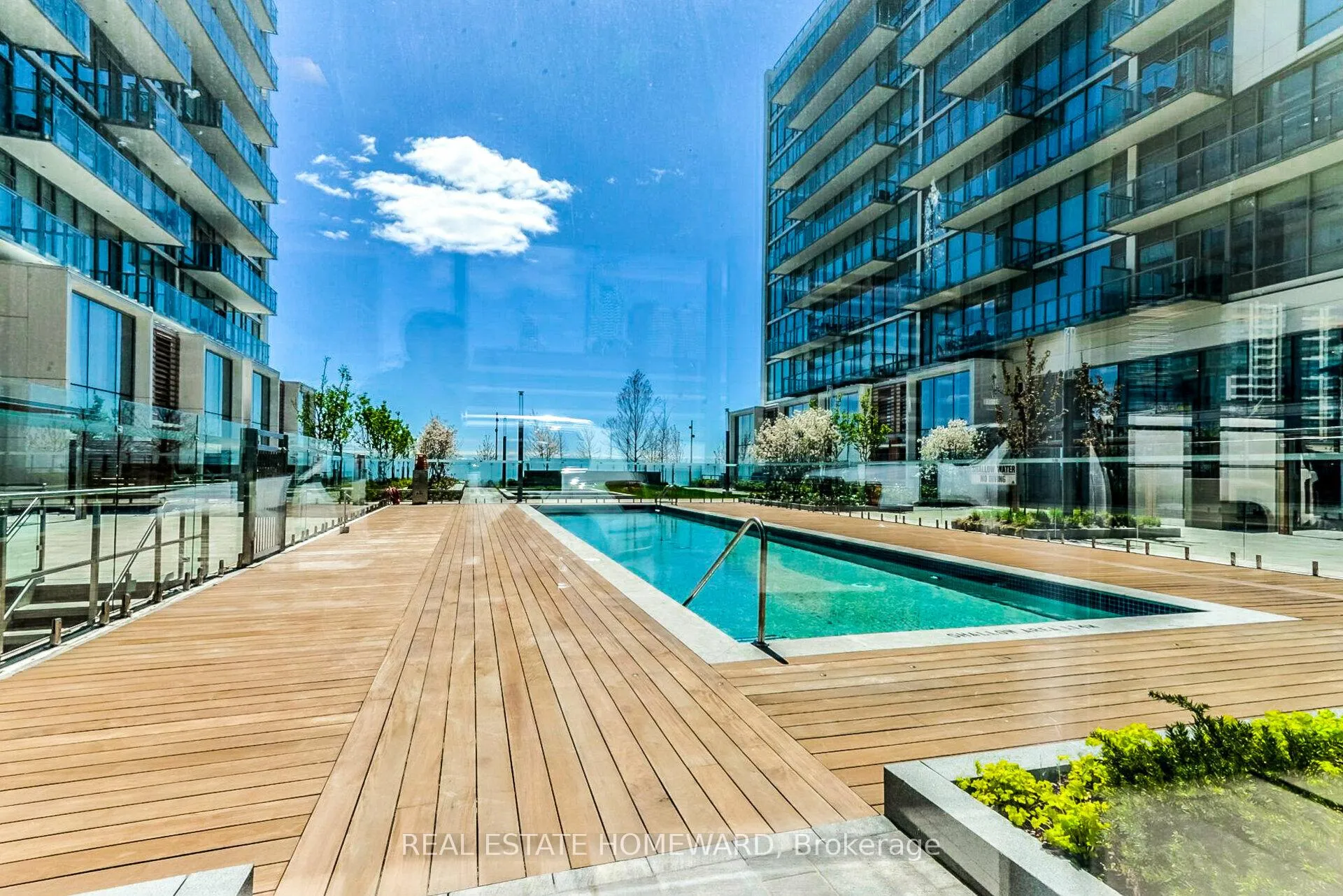 Photo 37 of Unit 1015, 29 Queens Quay E, Toronto, Waterfront Communities — HOMEH