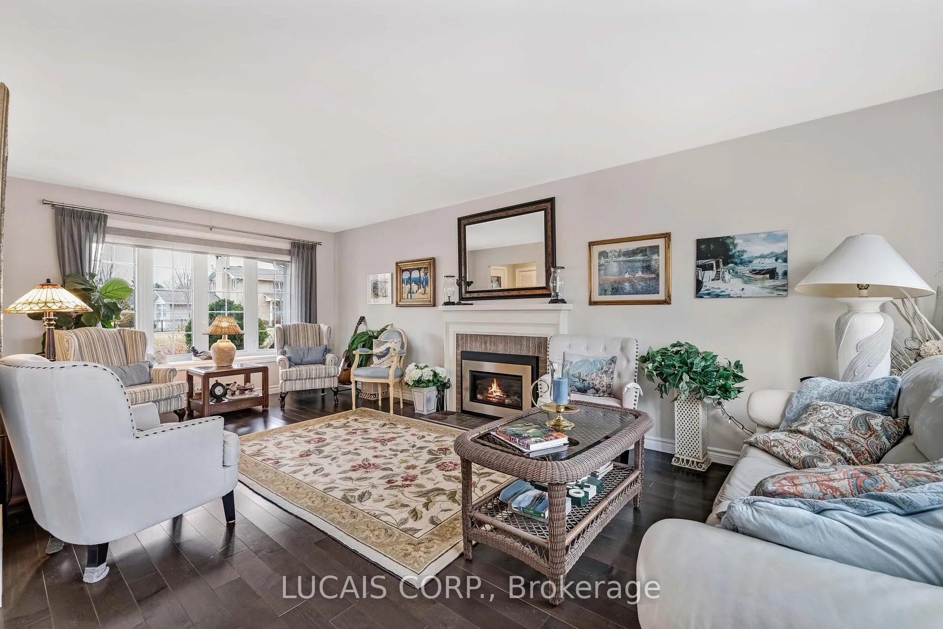 Photo 4 of 163 Stevenson Crescent, Renfrew — HOMEH