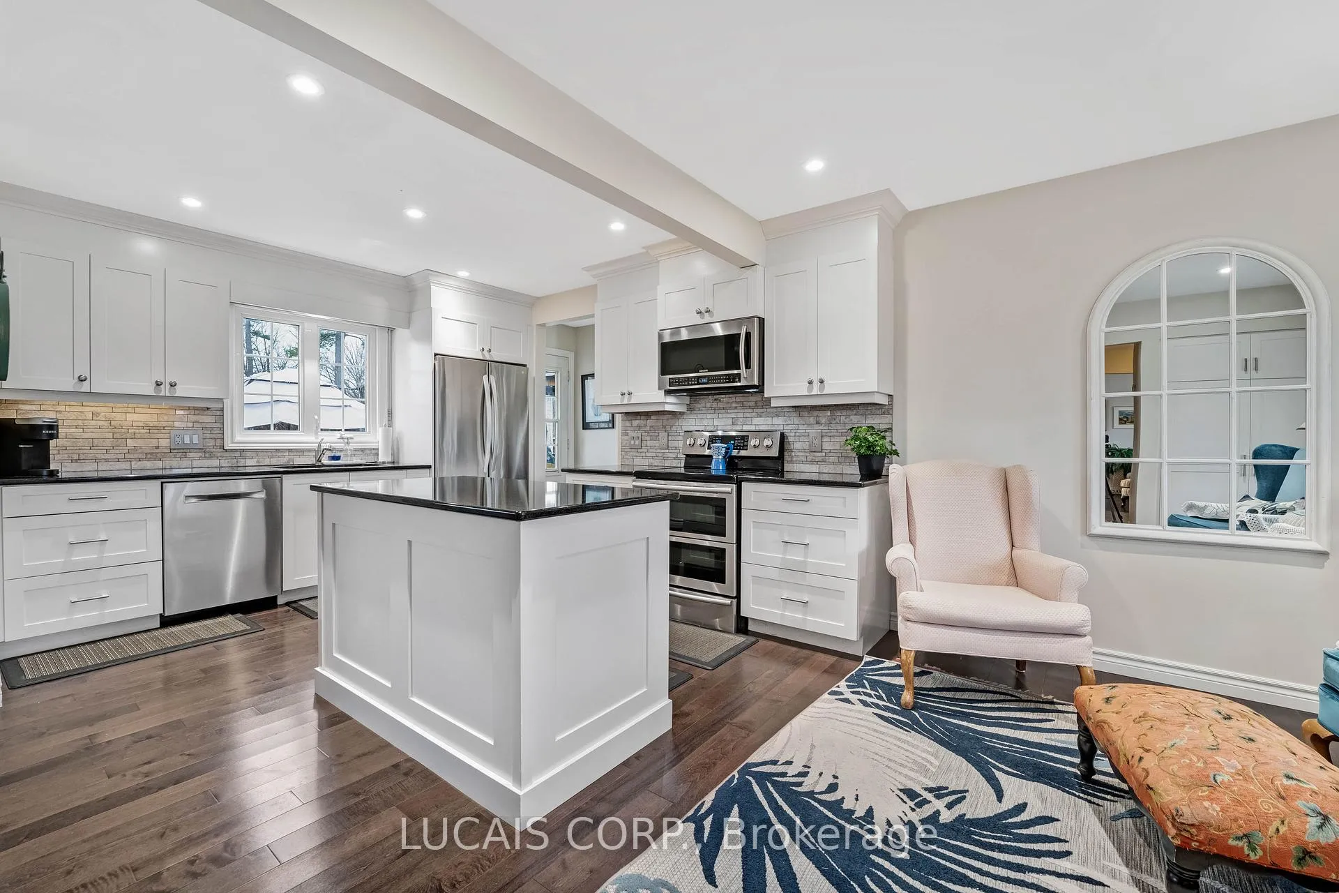 Photo 6 of 163 Stevenson Crescent, Renfrew — HOMEH