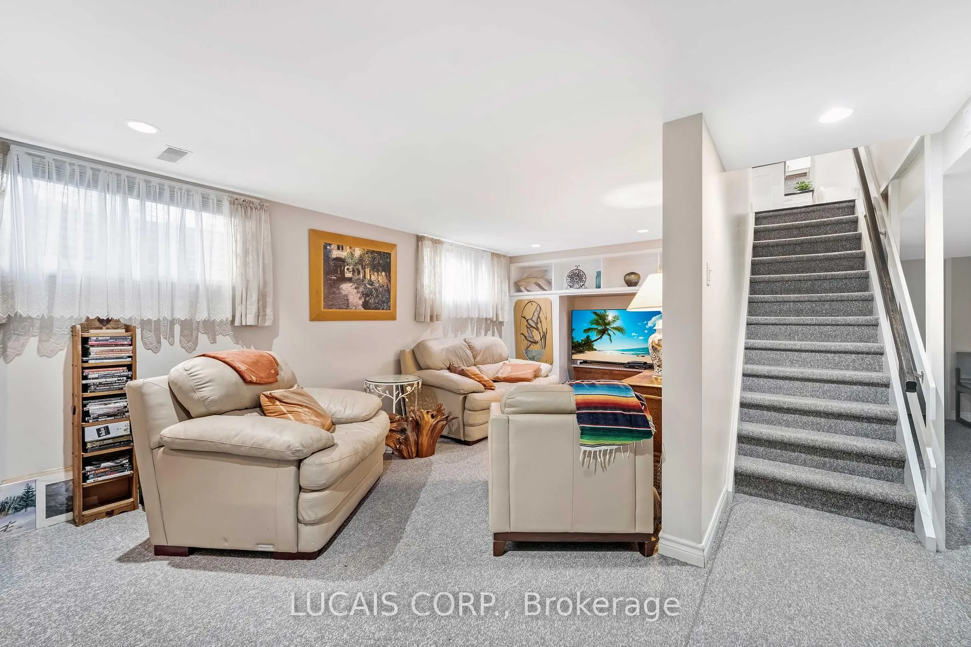 Photo 28 of 163 Stevenson Crescent, Renfrew — HOMEH