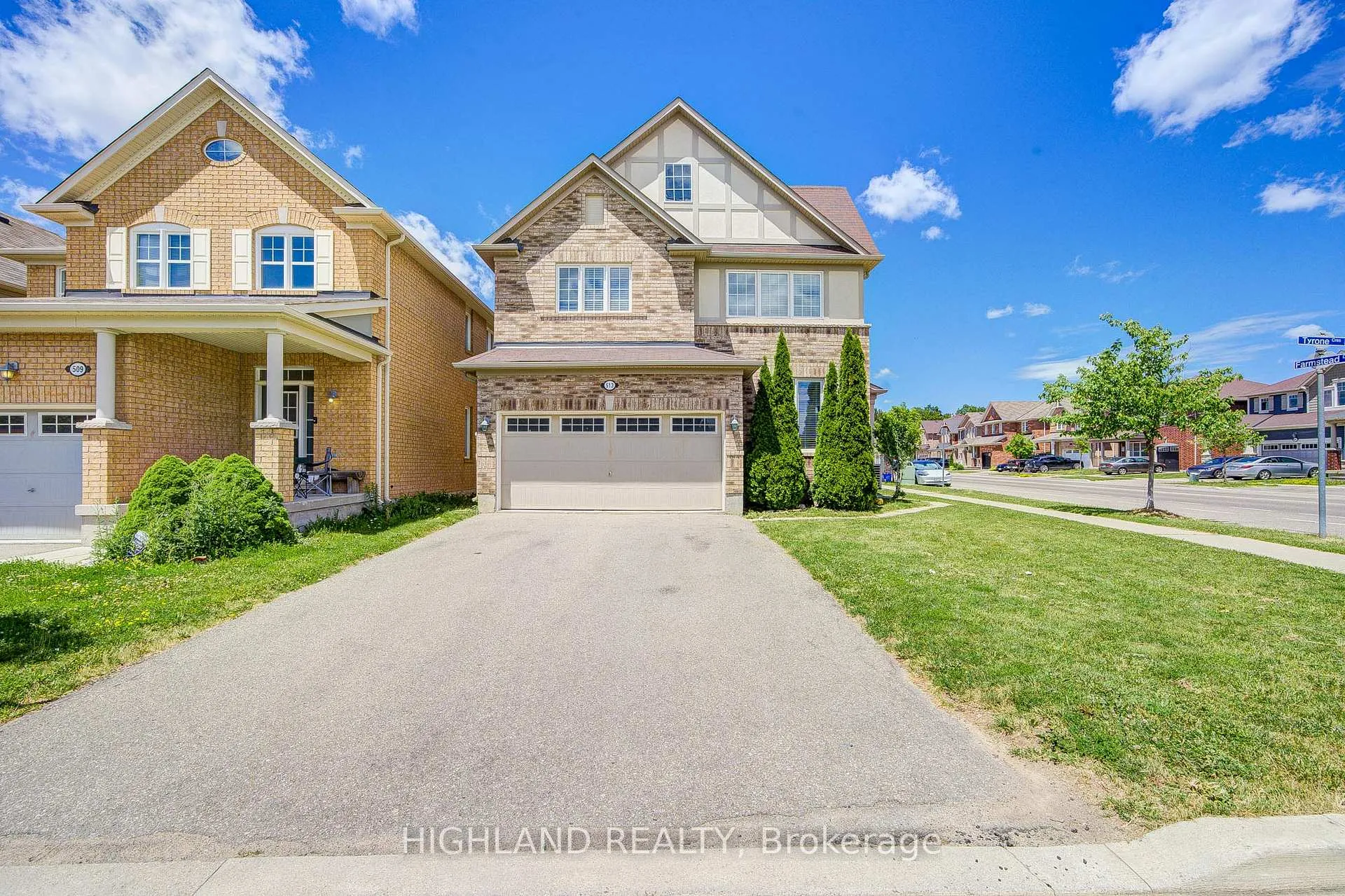 Photo 2 of 513 Tyrone Crescent, Milton, Willmott — HOMEH