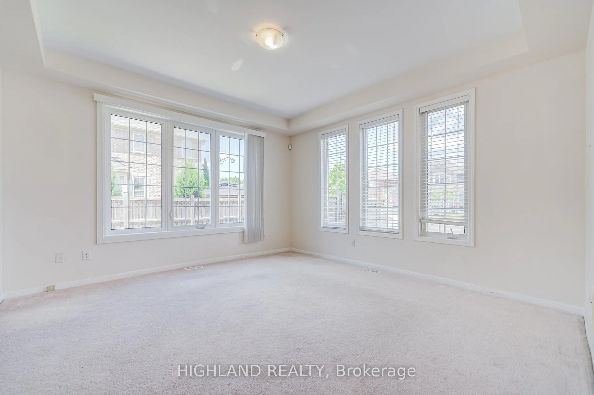 Photo 10 of 513 Tyrone Crescent, Milton, Willmott — HOMEH