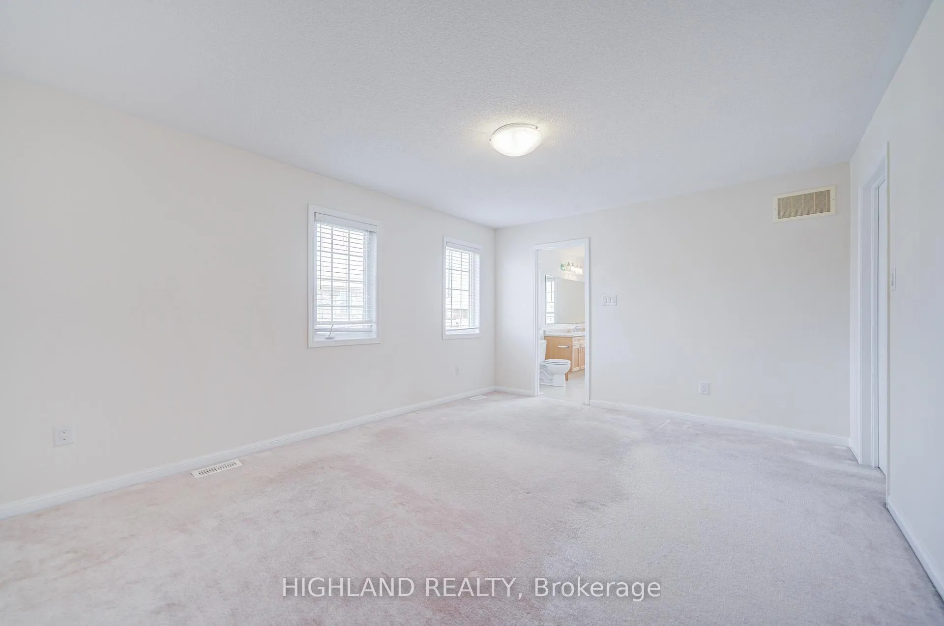 Photo 17 of 513 Tyrone Crescent, Milton, Willmott — HOMEH