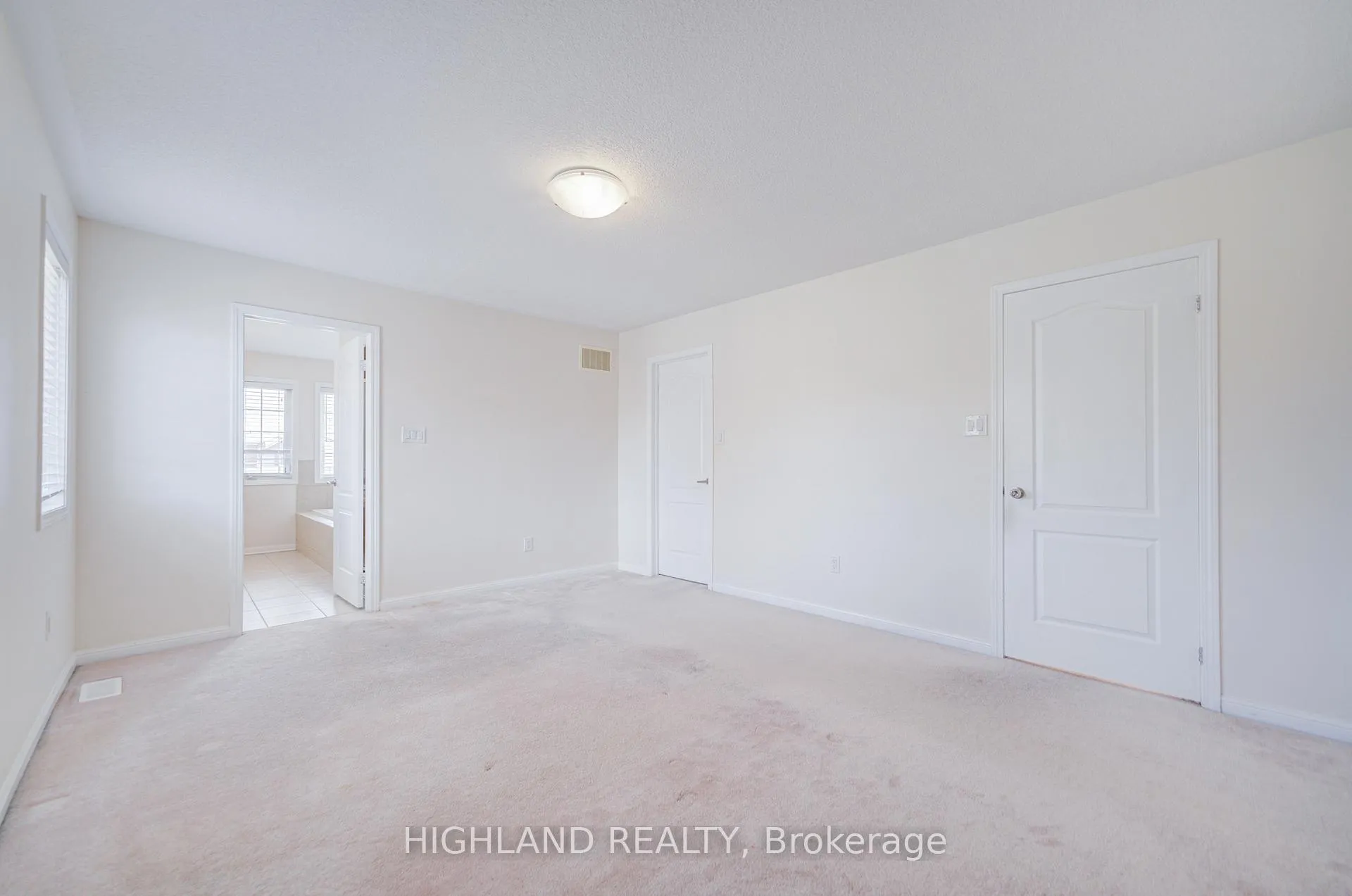 Photo 19 of 513 Tyrone Crescent, Milton, Willmott — HOMEH