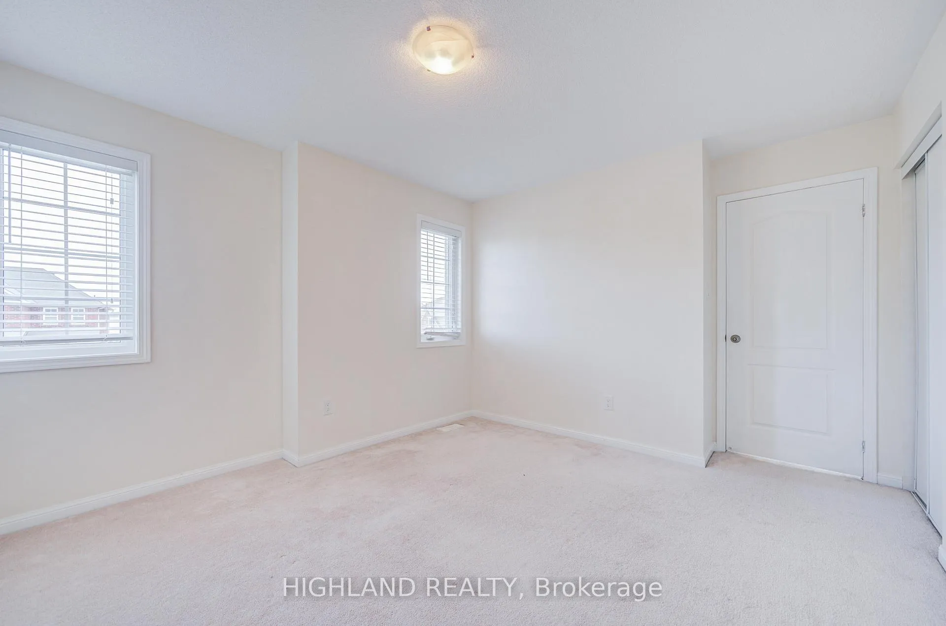 Photo 24 of 513 Tyrone Crescent, Milton, Willmott — HOMEH