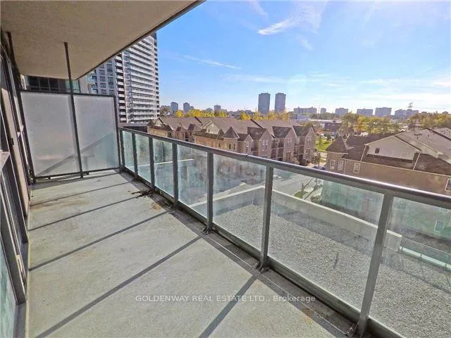 Photo 6 of Unit 527, 35 Brian Peck Crescent, Toronto, Thorncliffe Park — HOMEH