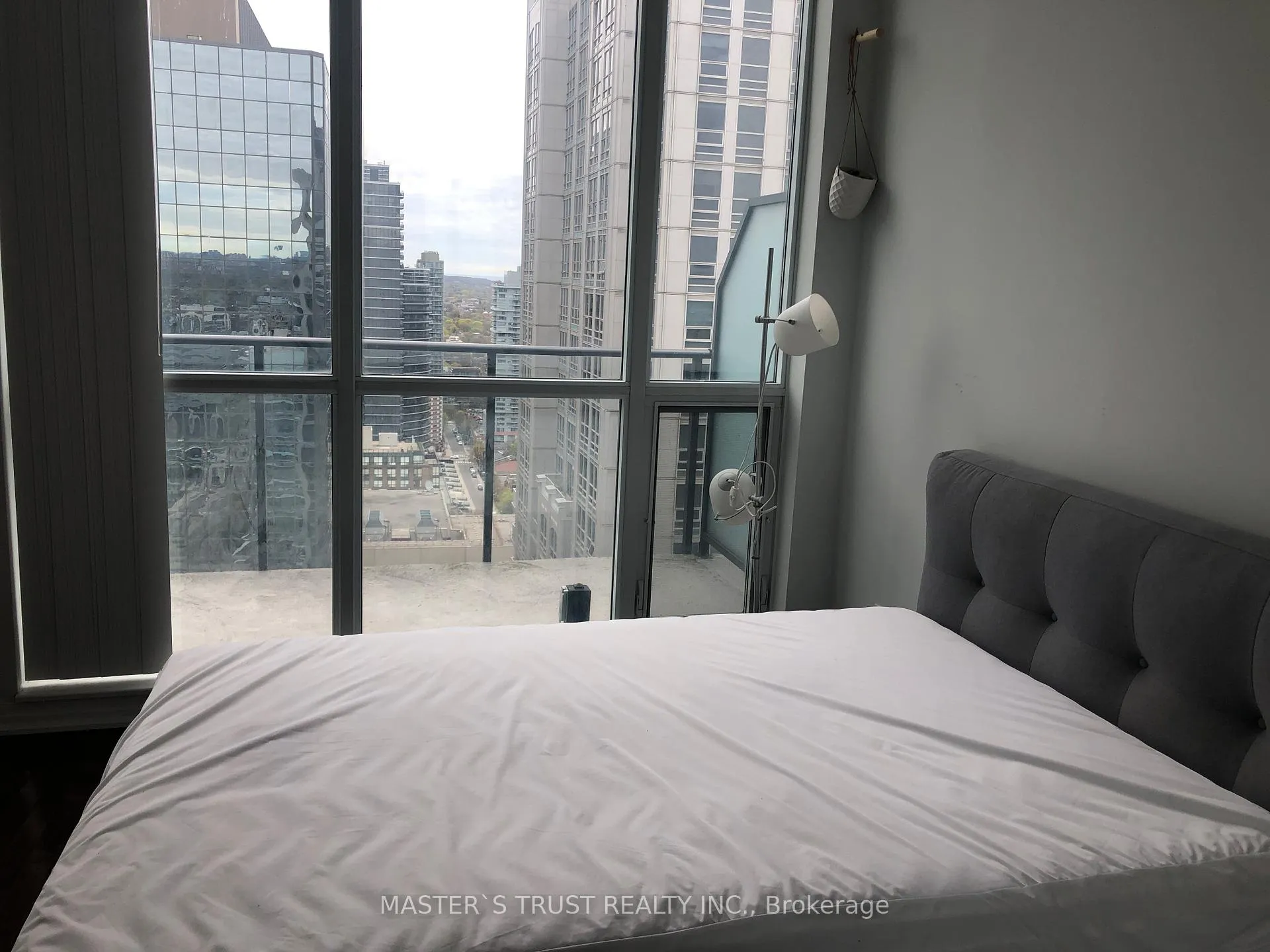 Photo 6 of Unit Ph103, 770 Bay Street, Toronto, Bay Street Corridor — HOMEH