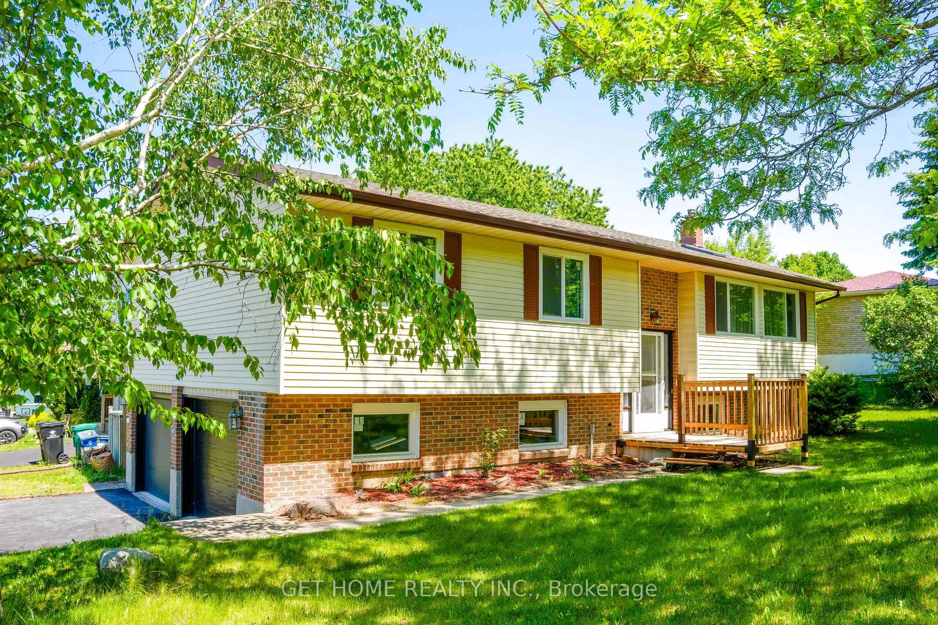 Front of 85 High Acres Crescent